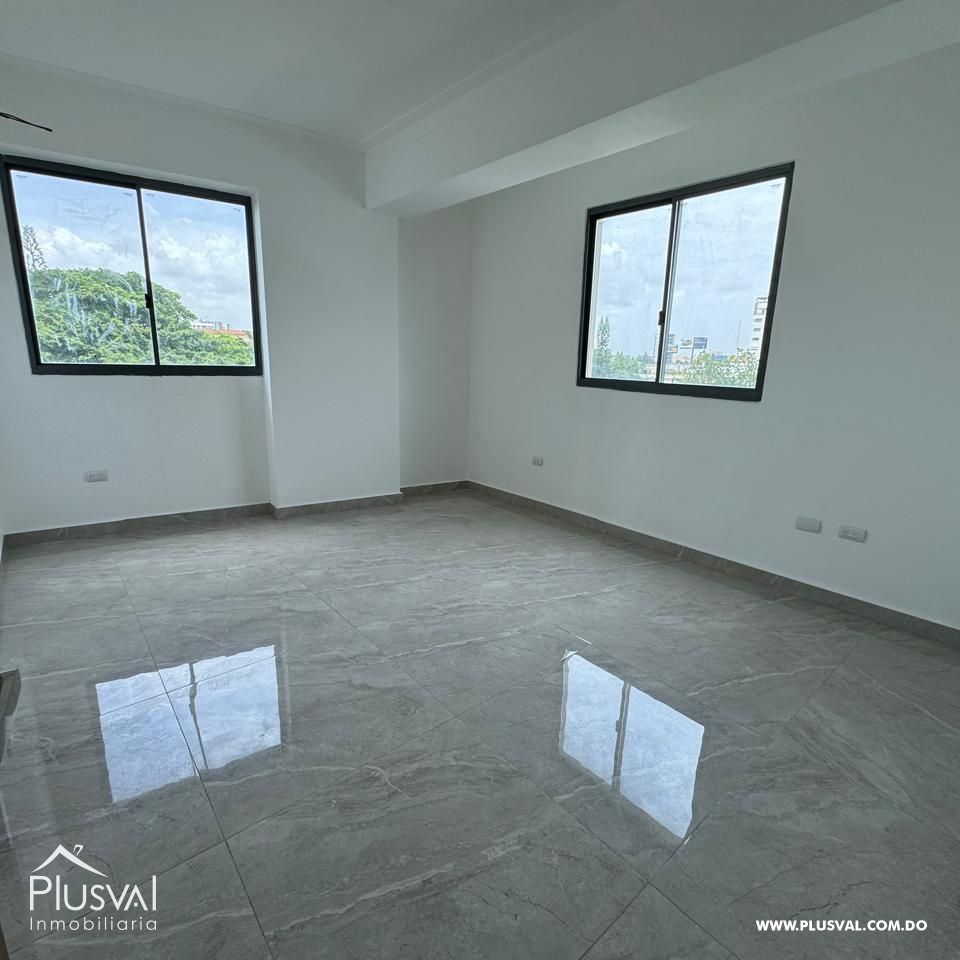 Amplio apartamento en venta en Paraíso 359908