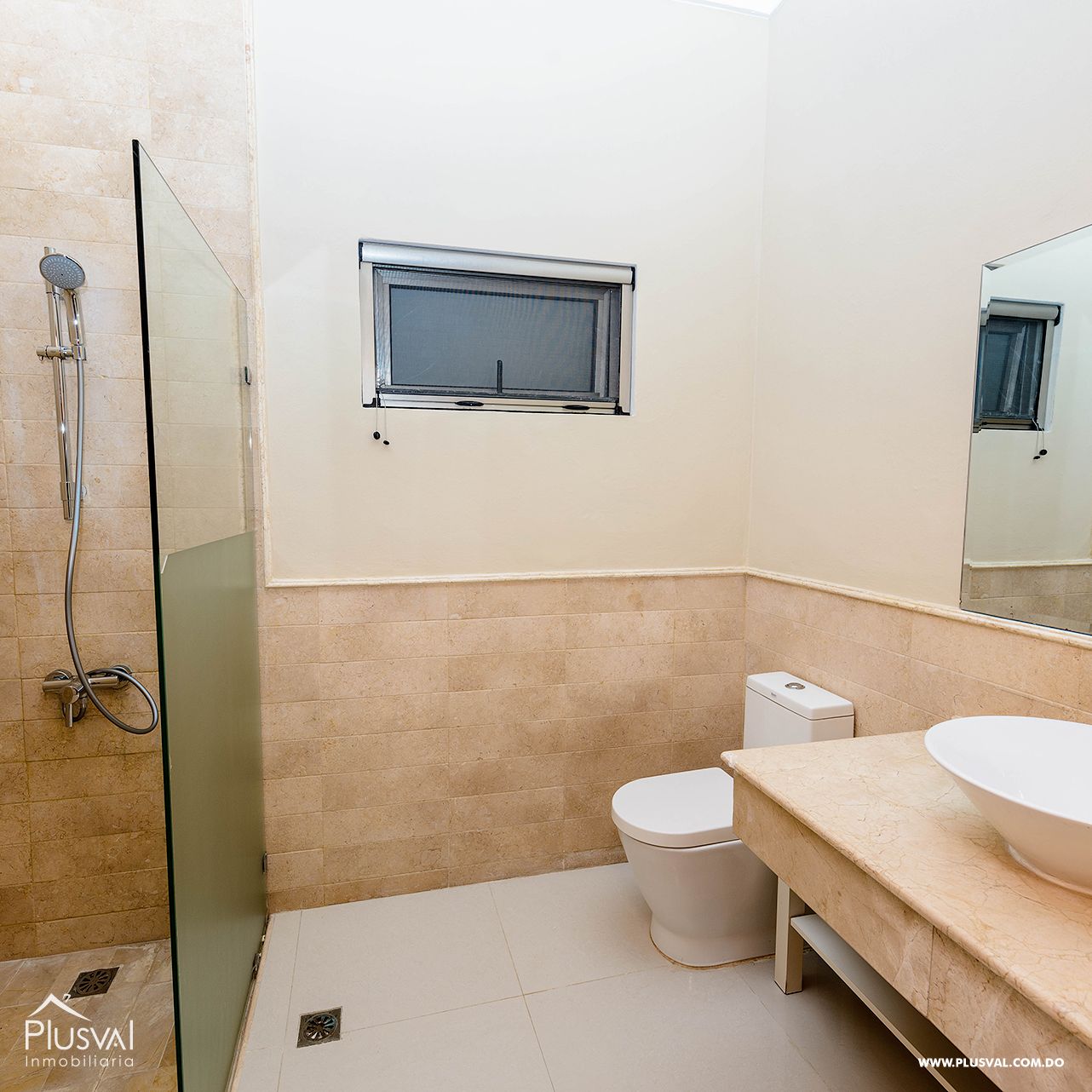 Penthouse de 3 pisos cerca de la playa en Los Corales, Punta Cana 436905