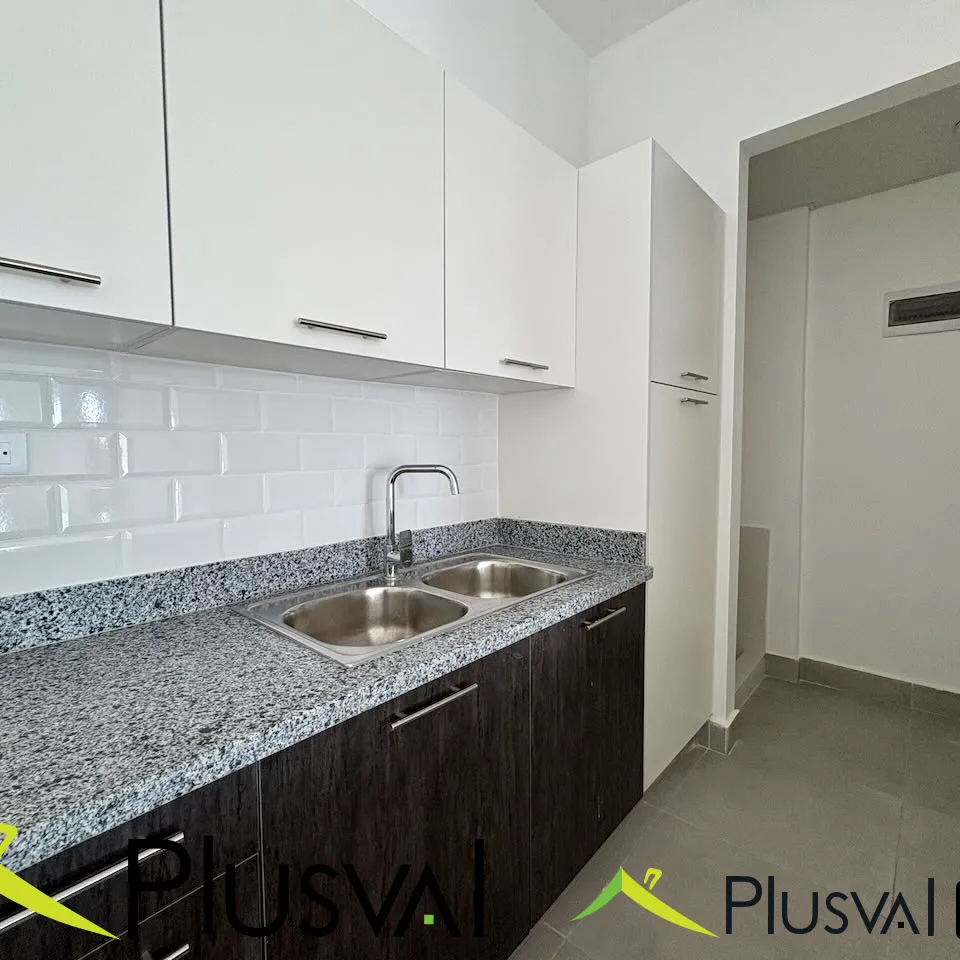 Apartamento de 1 habitación en Bella Vista con balcón, piscina, gimnasio y salón multiusos. 431951