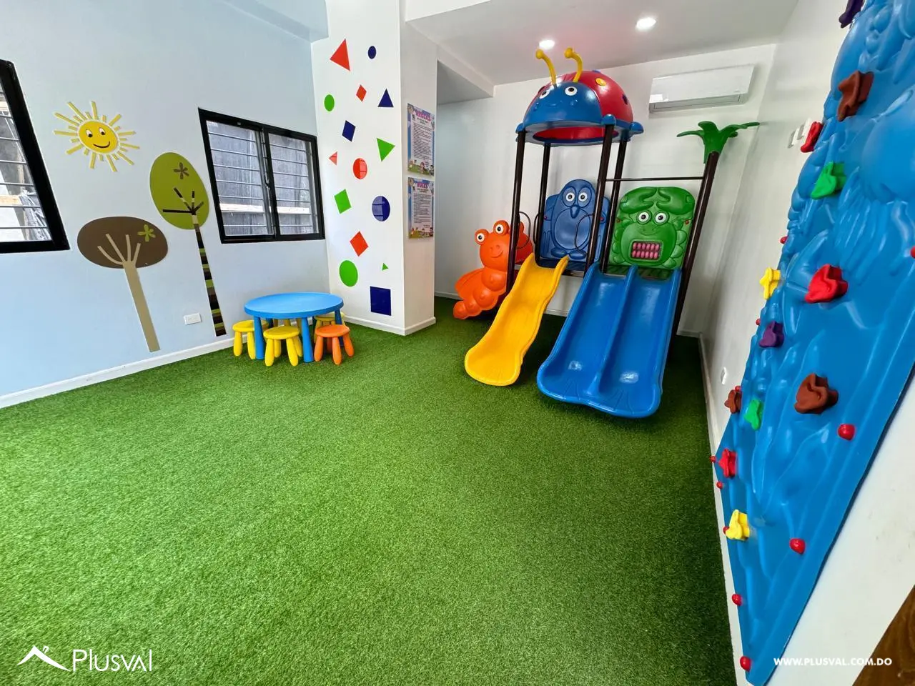 Alquiler  y Venta de comodo apartamento en torre moderna de Evaristo Morales 464629