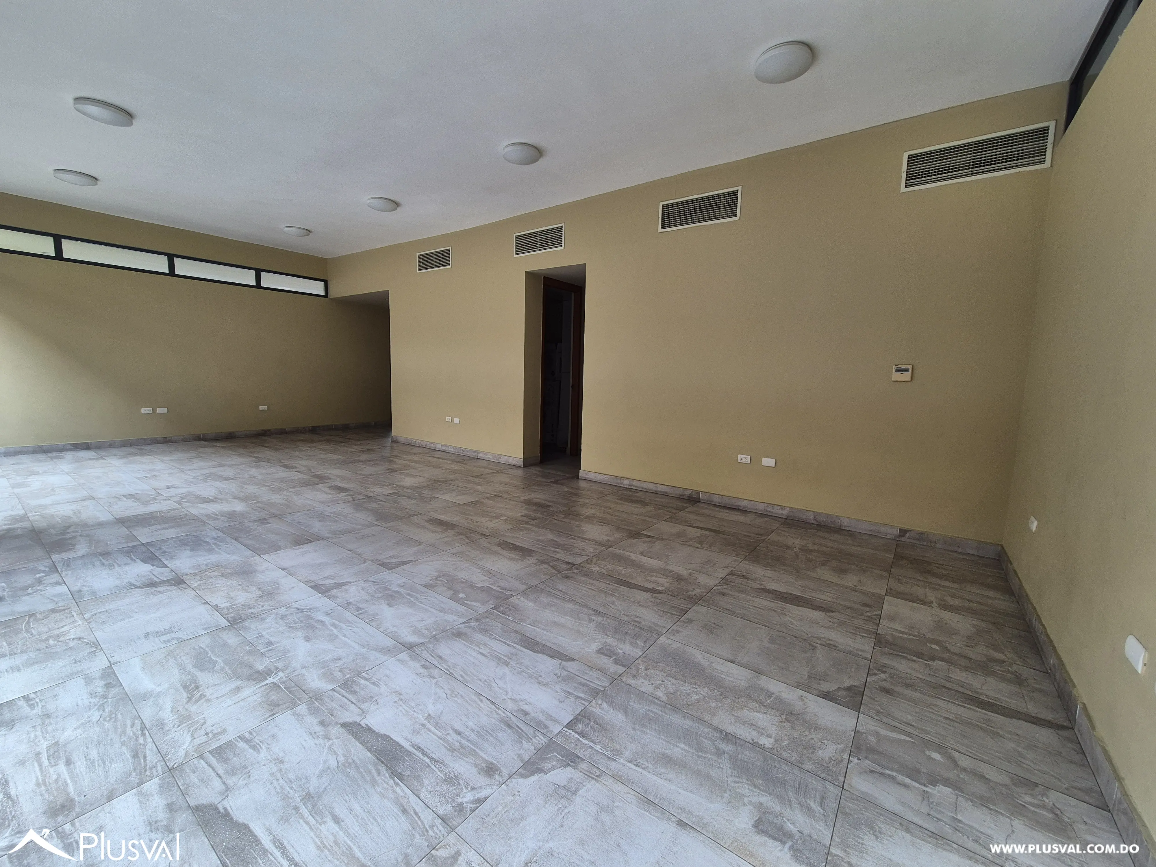 Apartamento en alquiler en Evaristo Morales 521680
