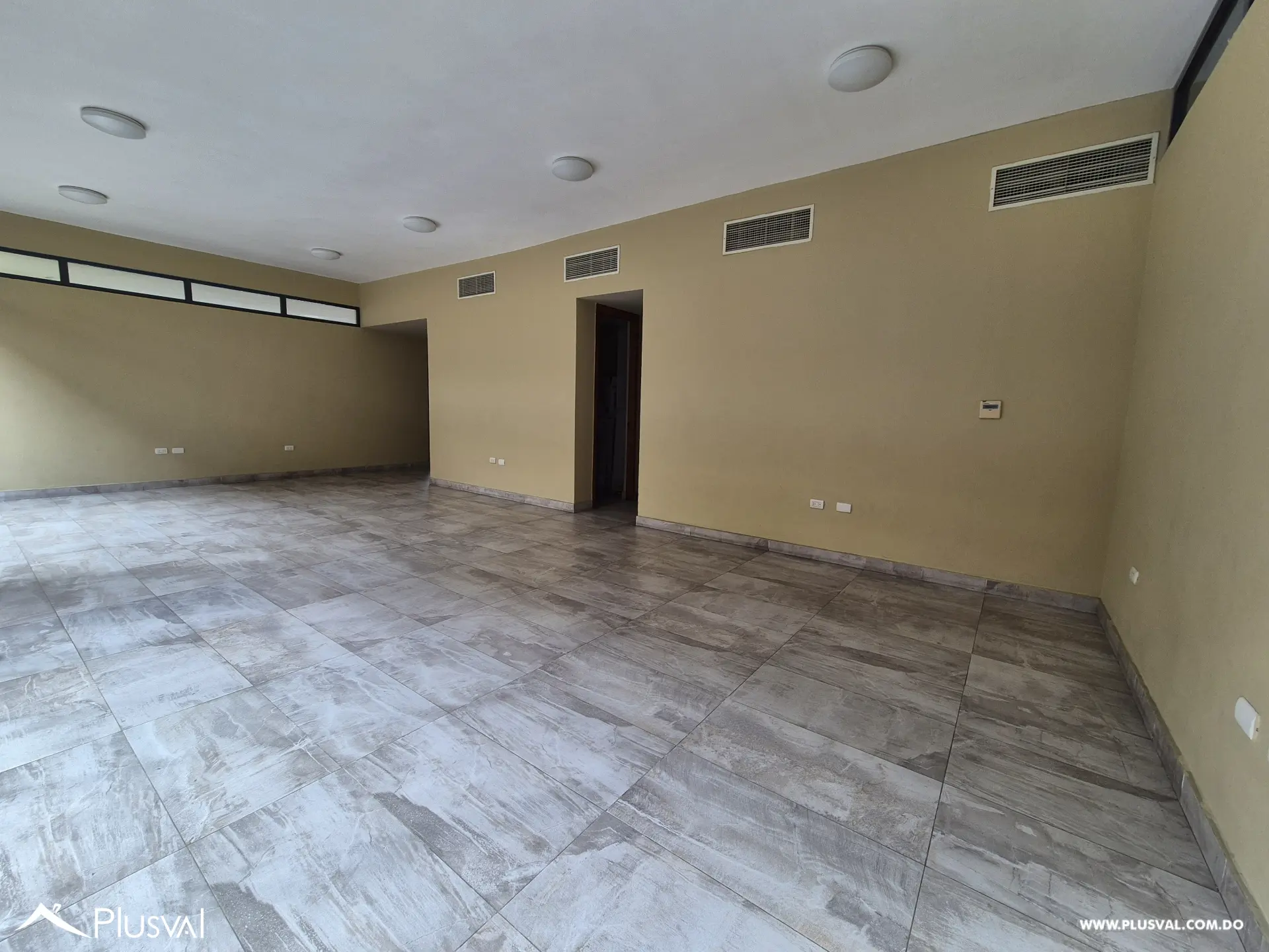 Apartamento en alquiler en Evaristo Morales 521680