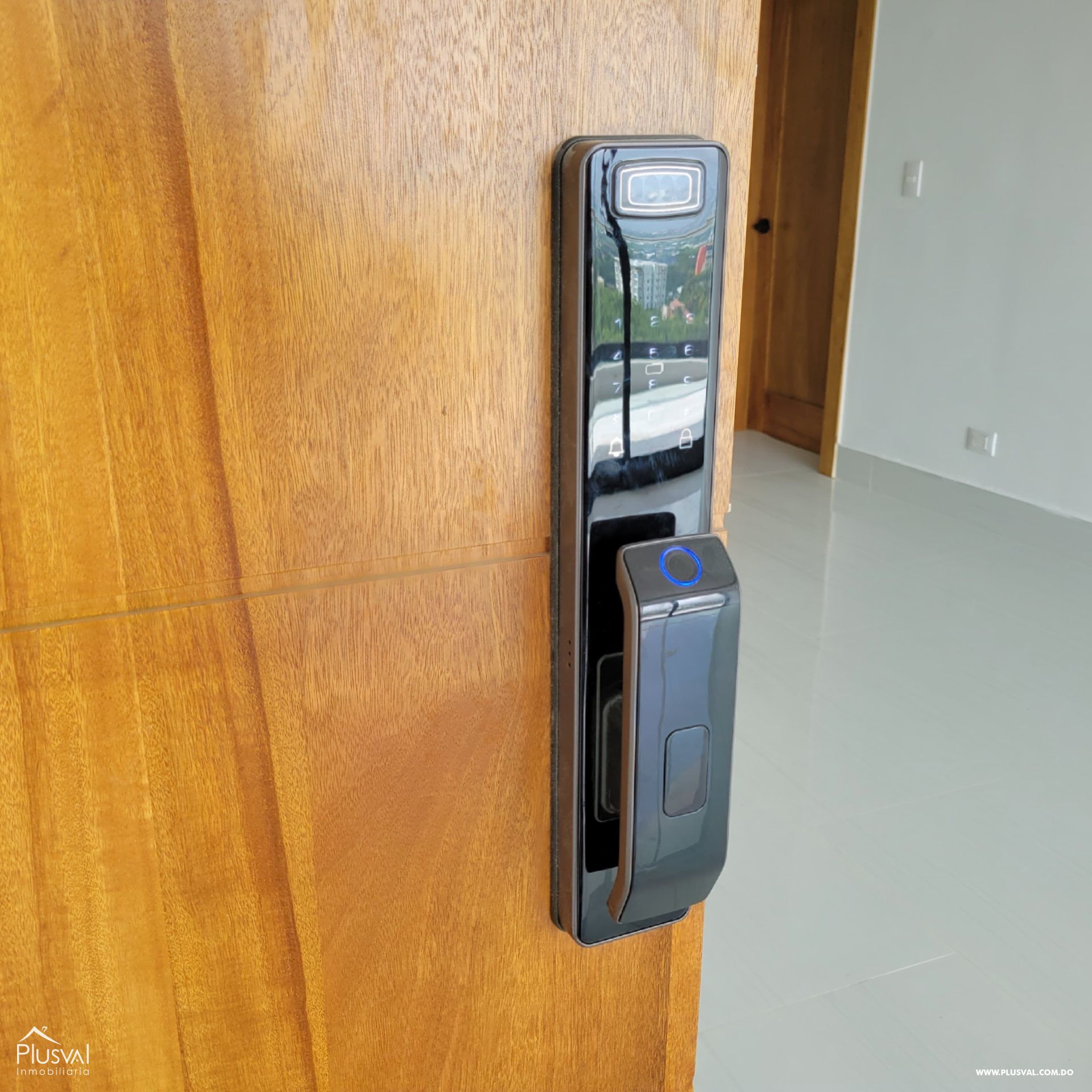 Exclusivo proyecto residencial en venta en la urbanización Thomén 382708