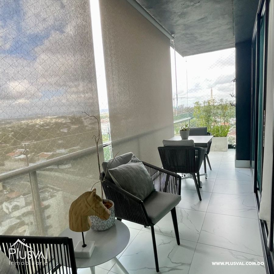 Amplio apartamento en alquiler ubicado en zona privilegiada de Santiago. 257792