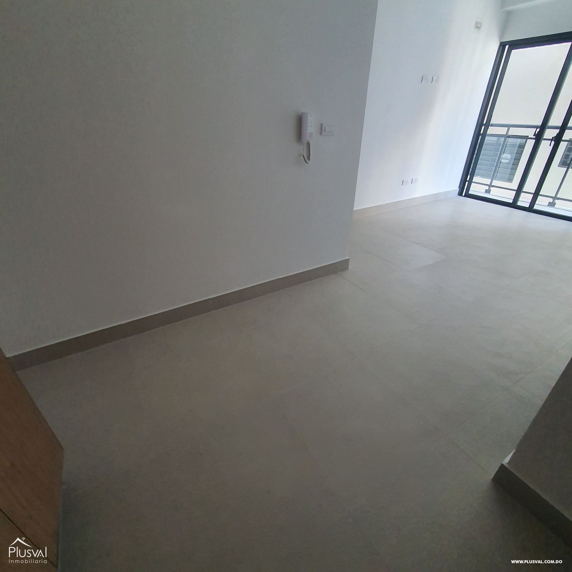 Moderno apartamento en venta de 1 habitación en Torre con áreas sociales — Sector Millón 444561