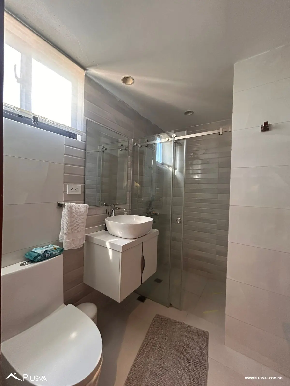 Amplio Apartamento en Venta En Naco 477259