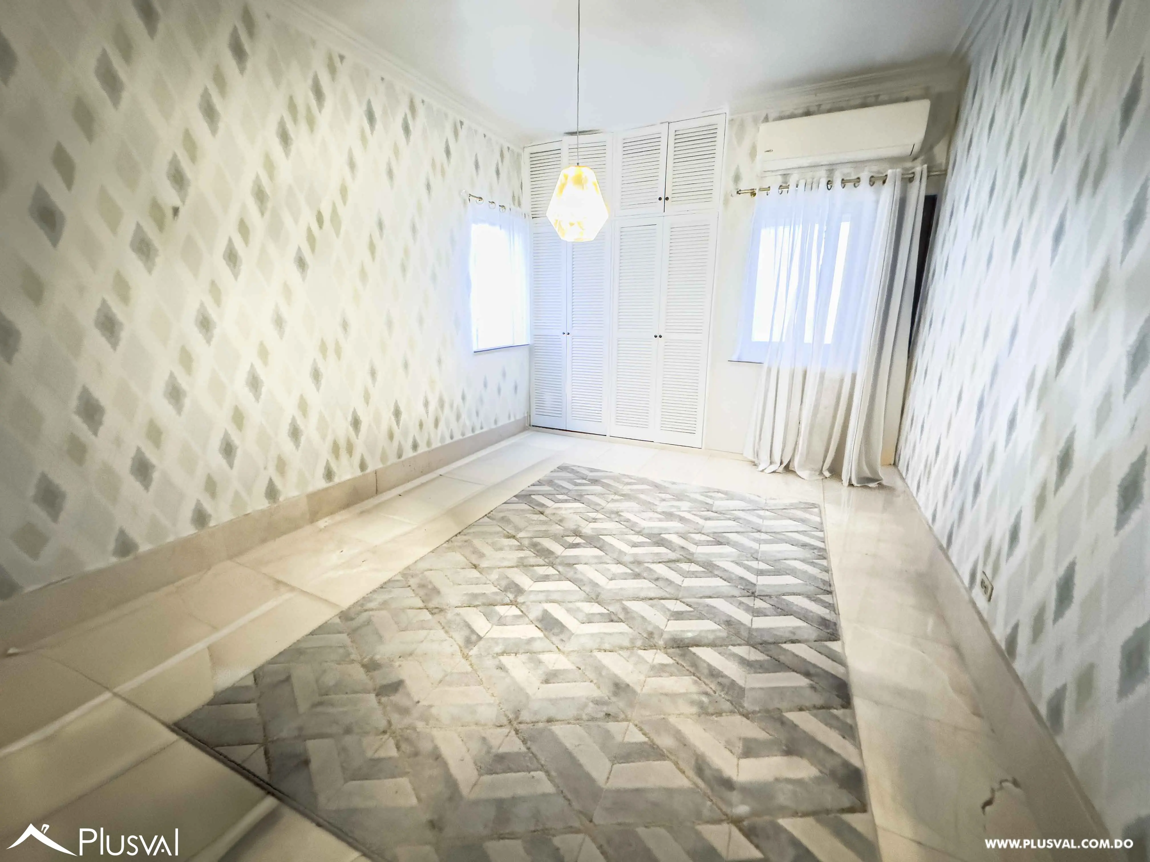 Lujoso apartamento clásico en venta en la Anacaona 497224