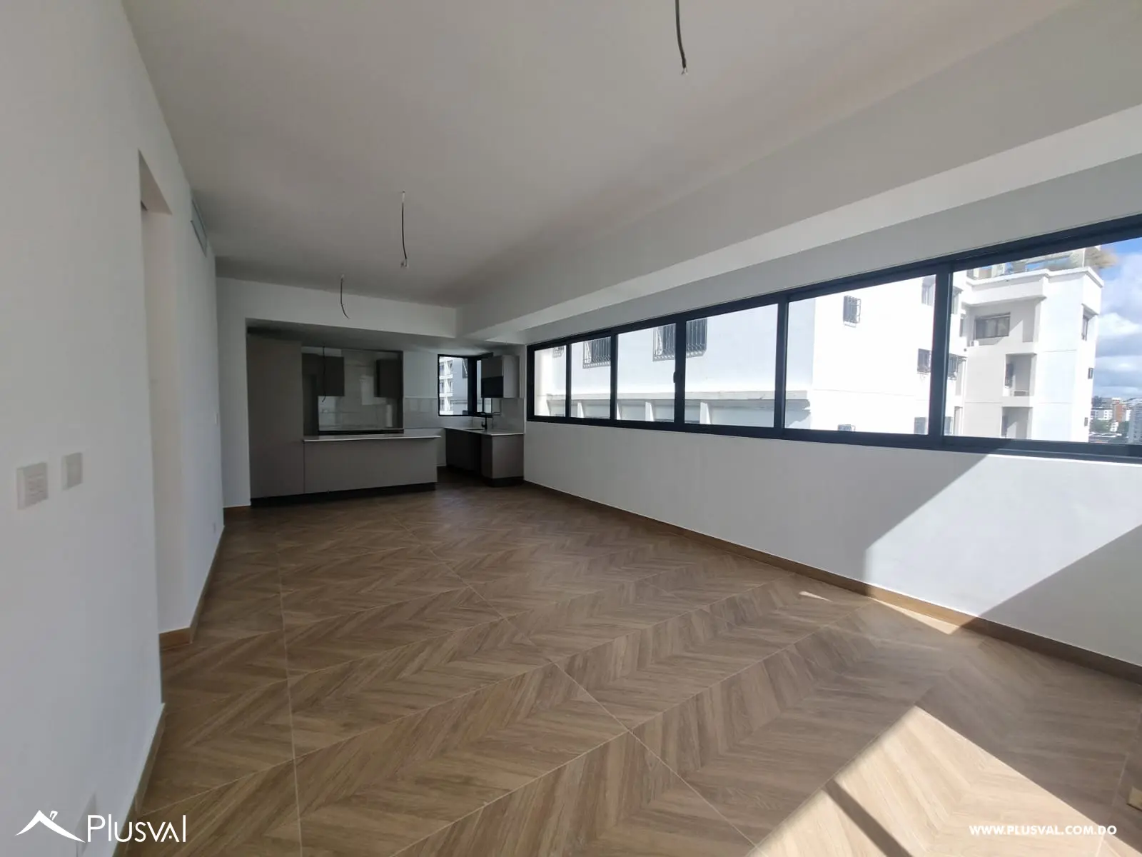 Apartamento en venta en Piantini piso 11 vista parcial al mar 504008