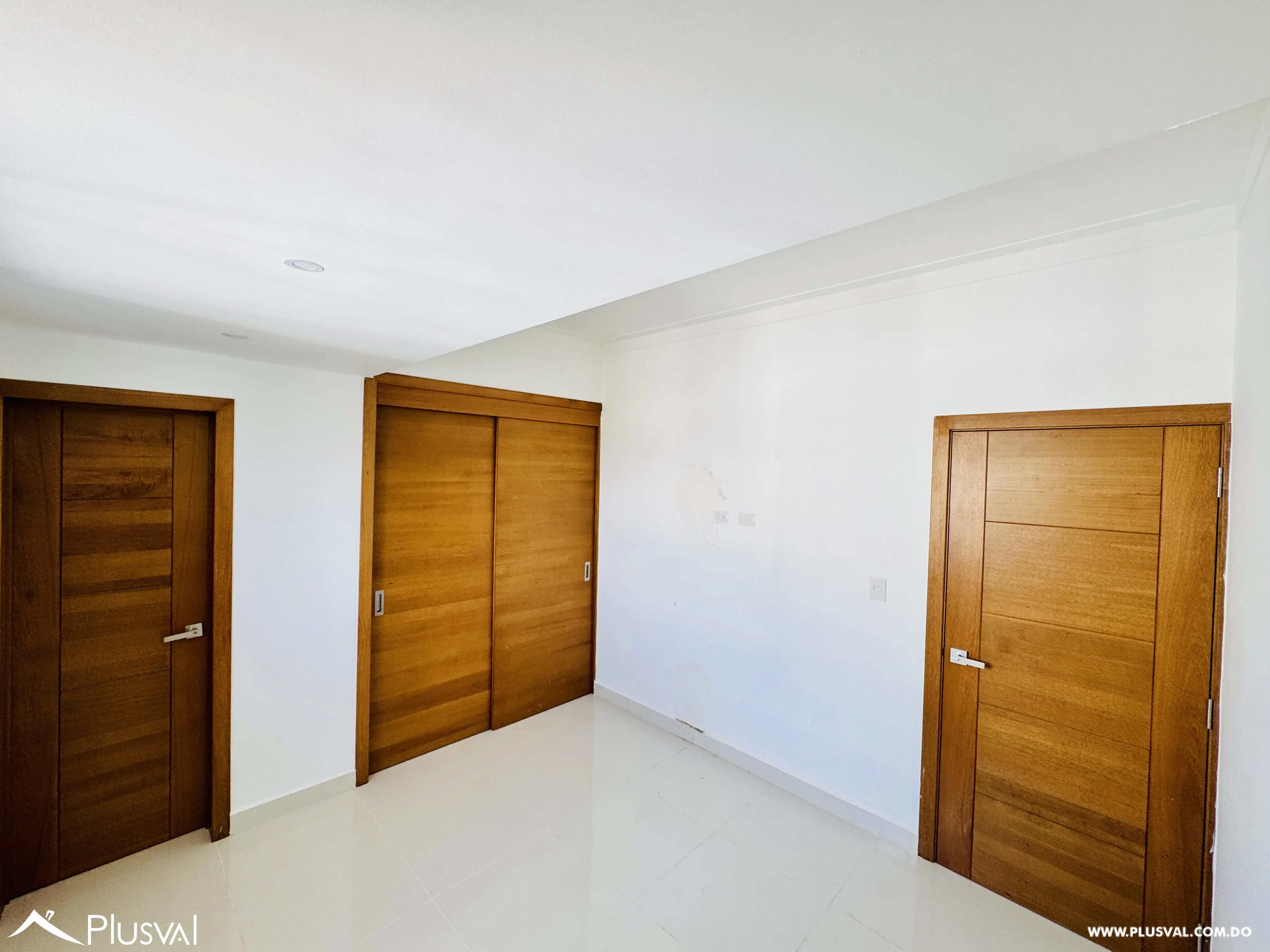 Amplio apartamento residencial en El Renacimiento 473962