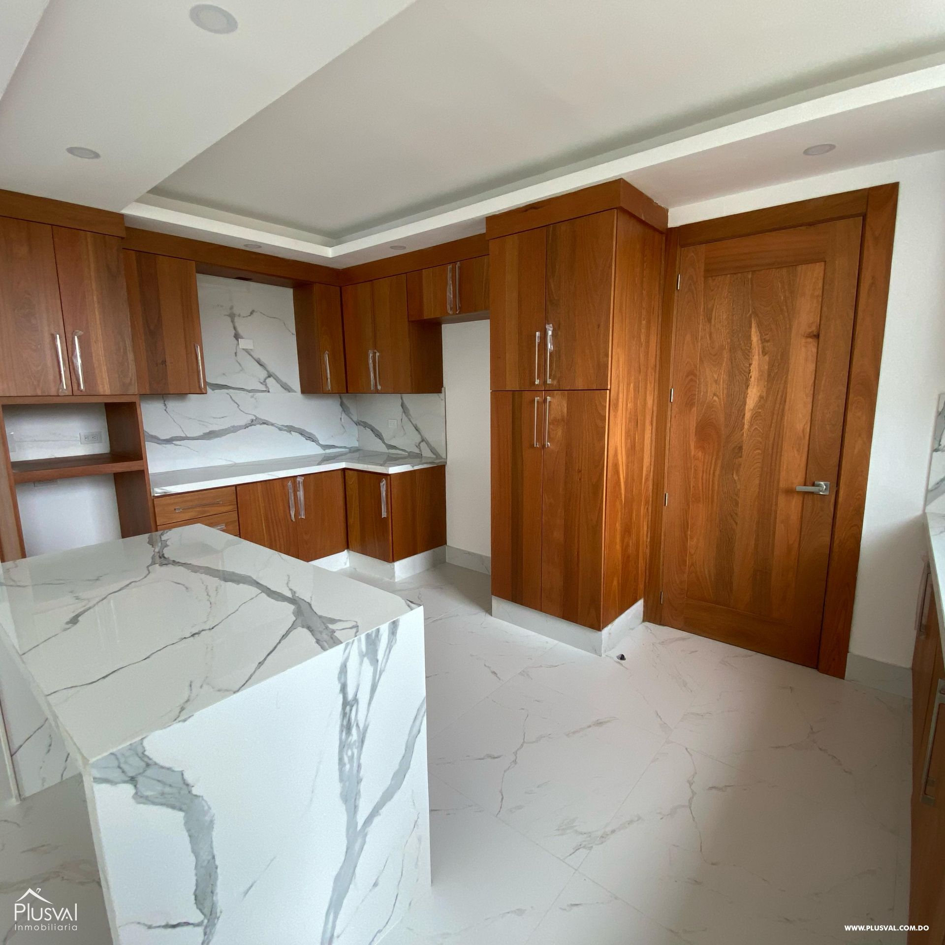 Apartamentos tipo casa en edificio exclusivo 433102