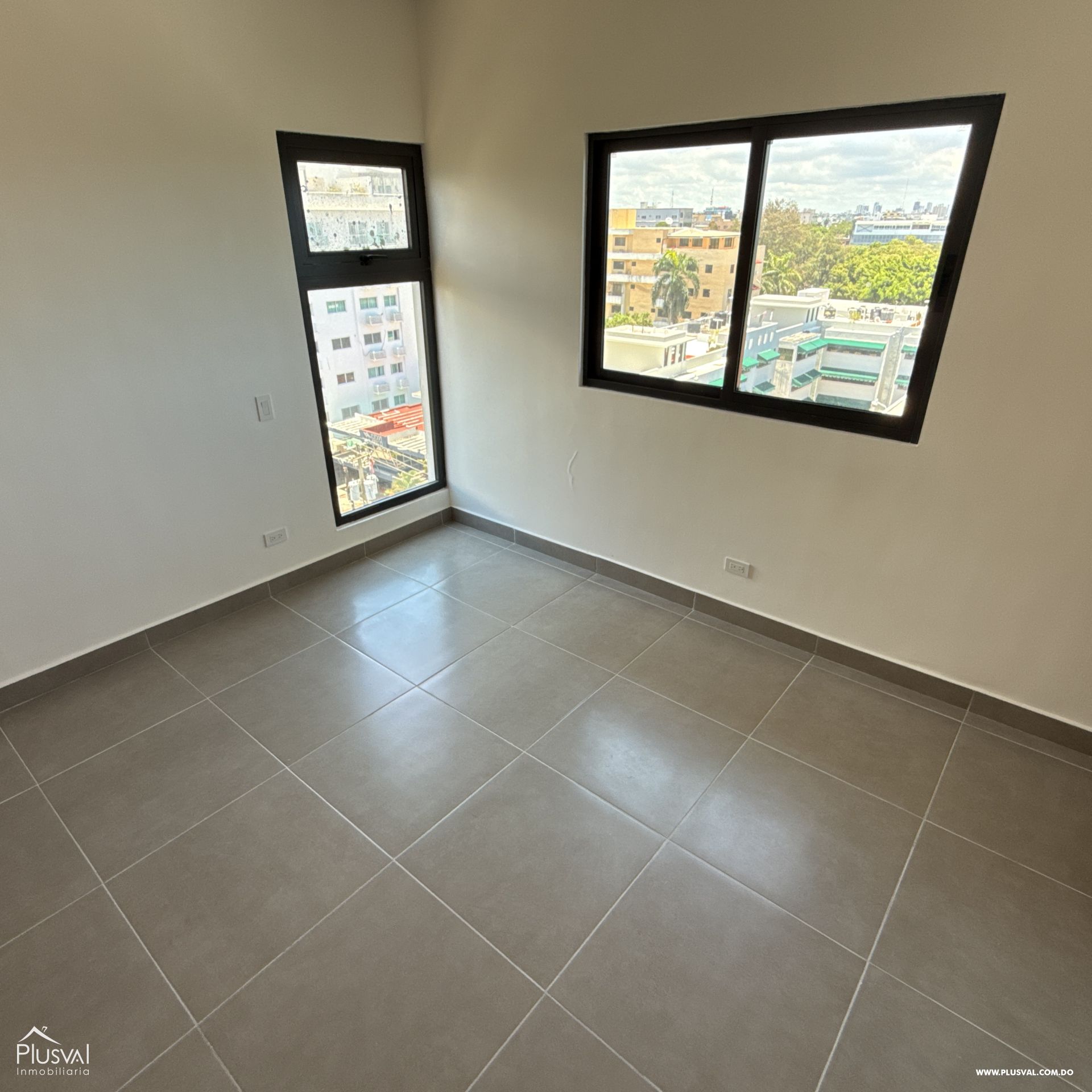Alquiler Apartamento 2 Habitaciones con Vista al Mar y Amenidades de Lujo en el Malecón 439148