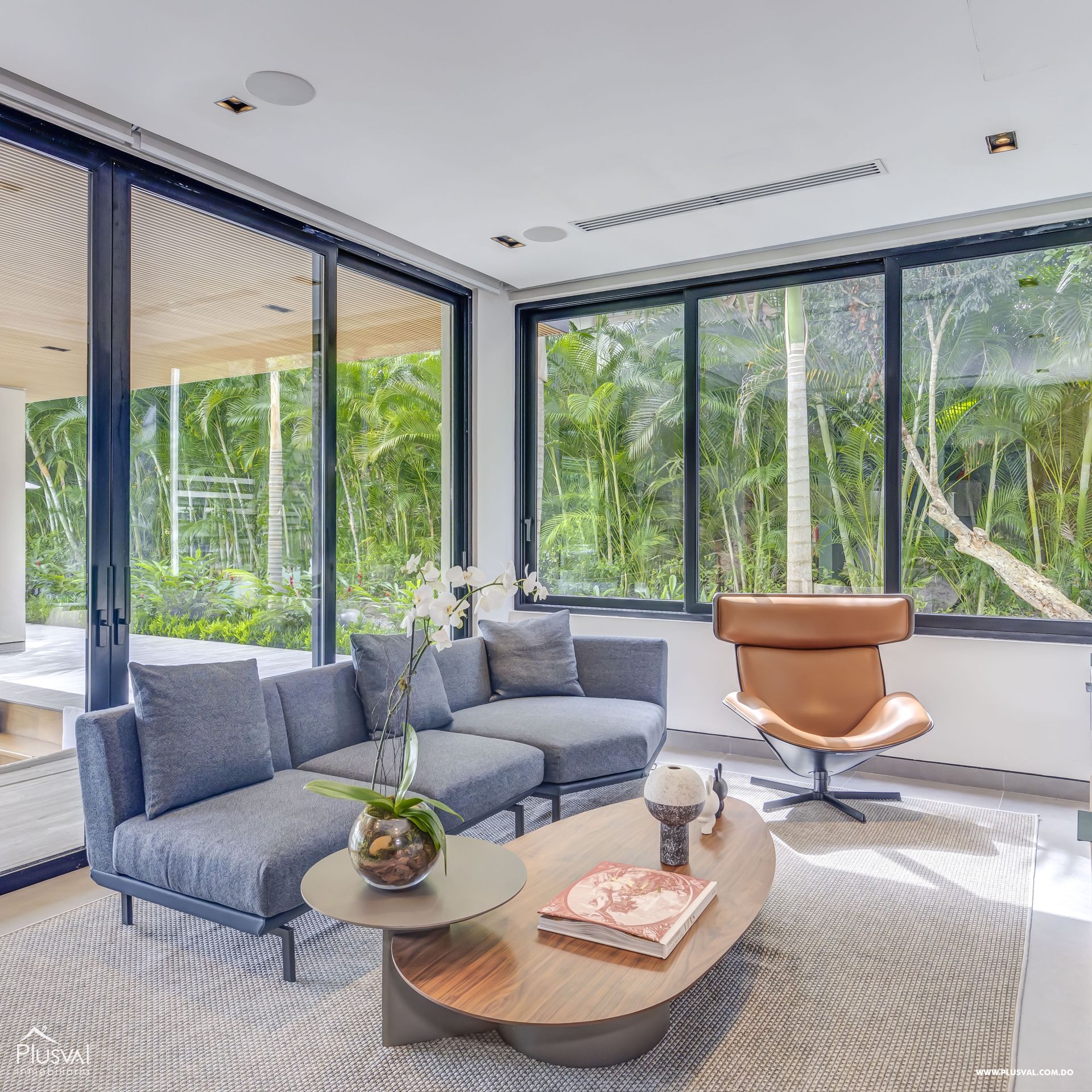 Modern Luxury Villa in Hacienda on sale, Punta Cana Resort. 370653