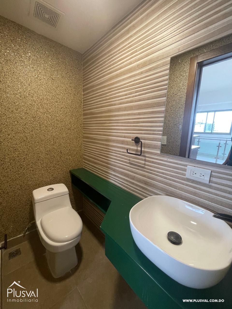 Penthouse de lujo en alquiler en Evaristo Morales 462024