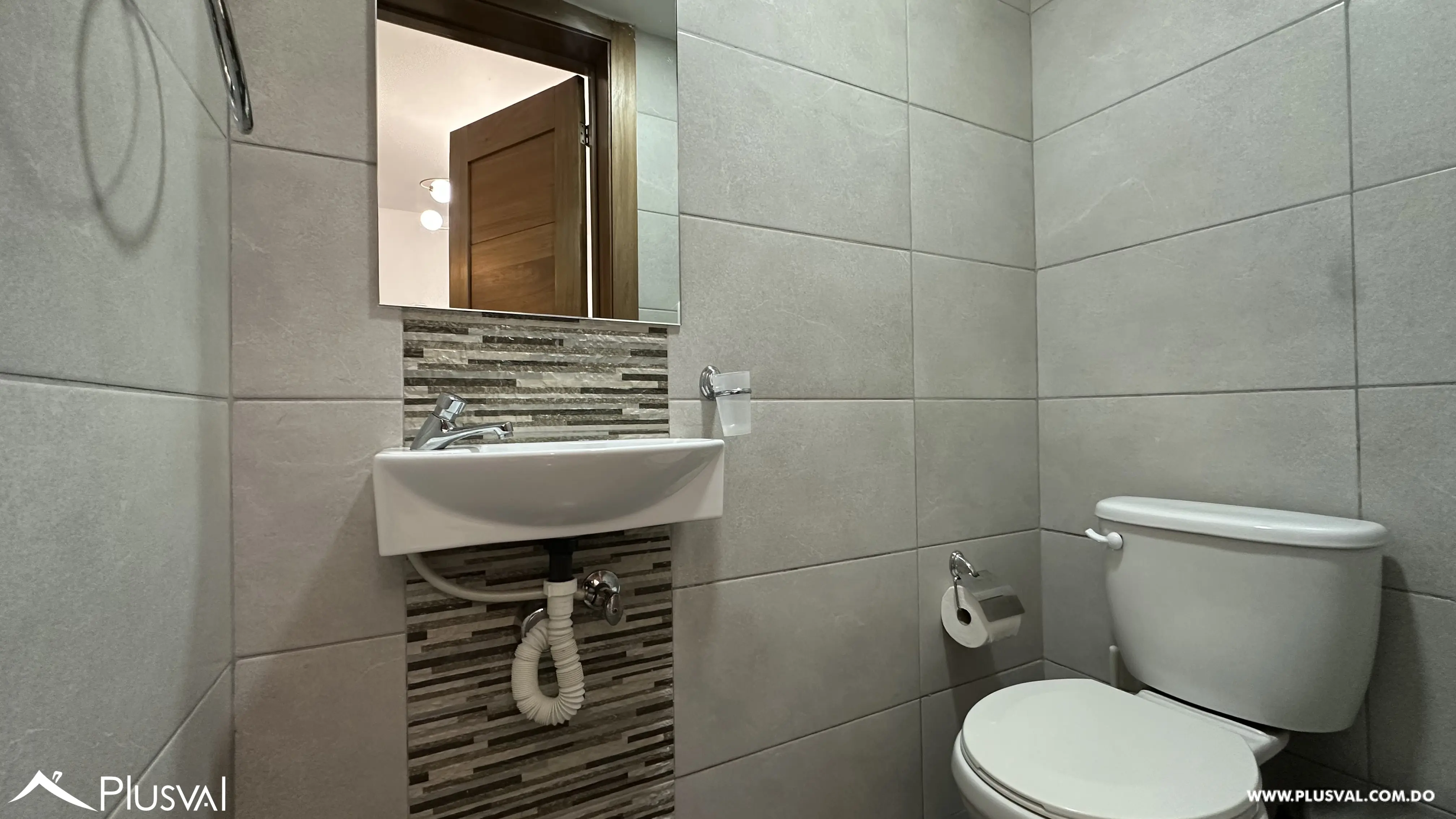 Apartamento con vista al mar en venta en Zona Universitaria 510231