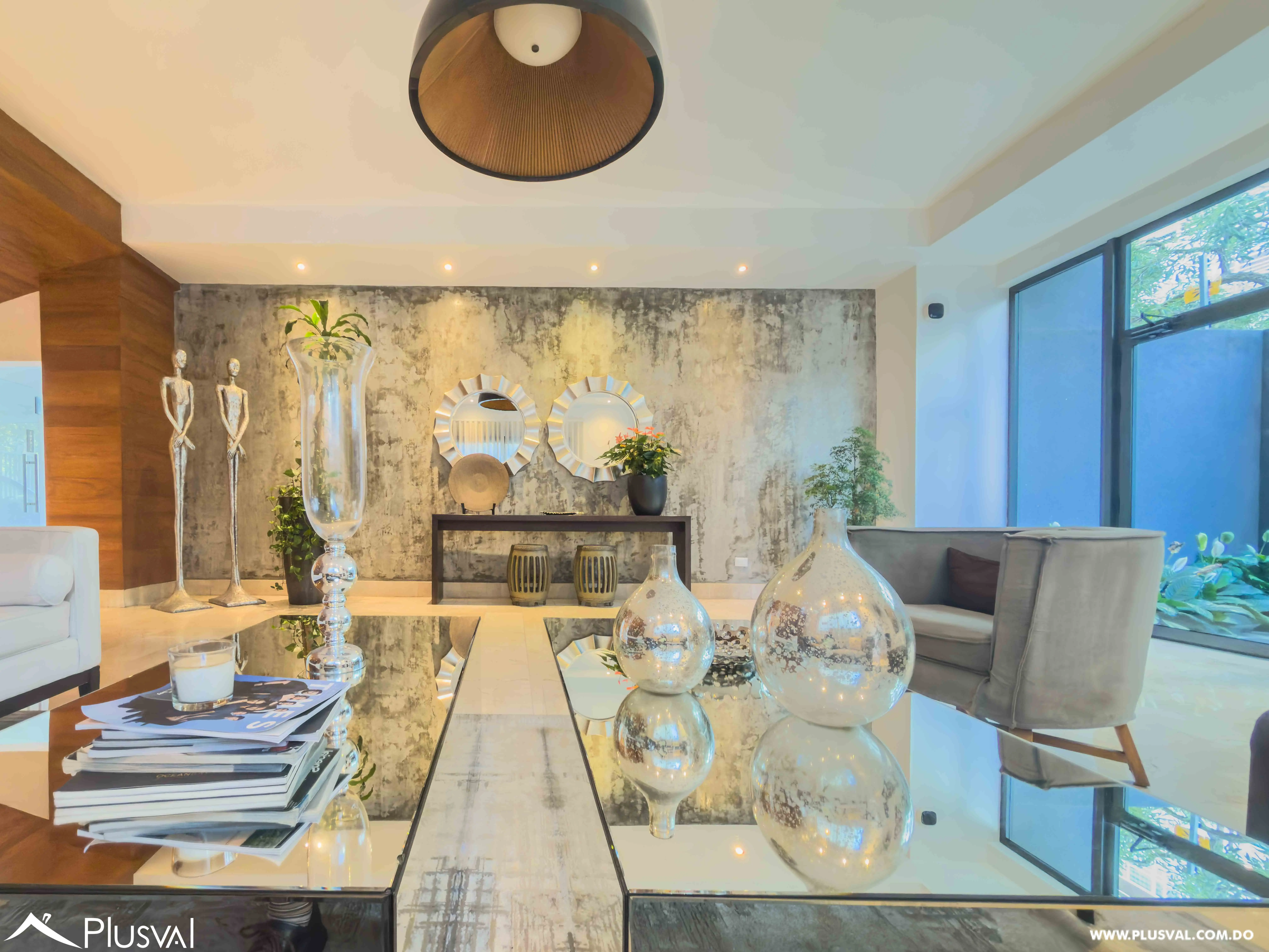 Elegante Apartamento Amueblado en Alquiler en Naco con 2 Habitaciones y Piso Alto 496540