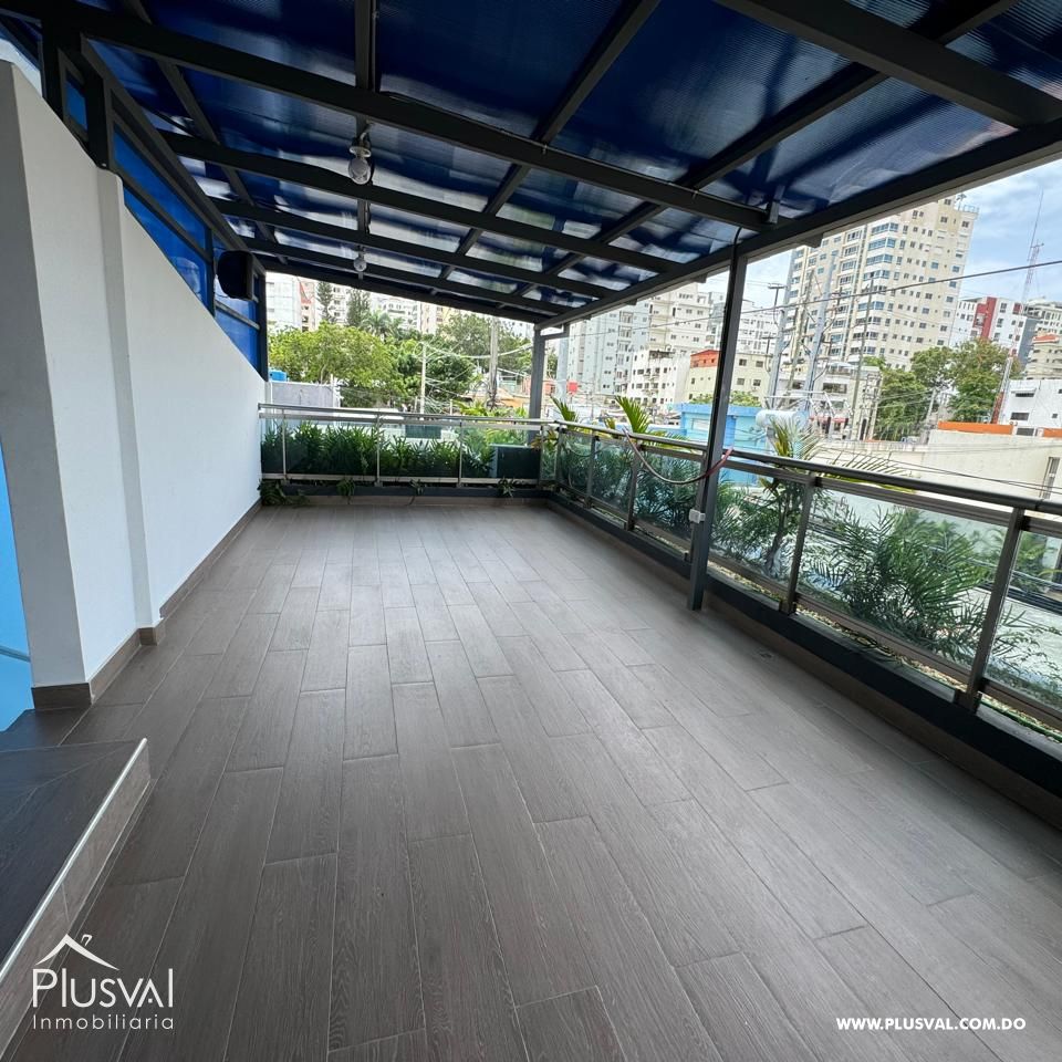 Amplio apartamento en venta en Paraíso 359881