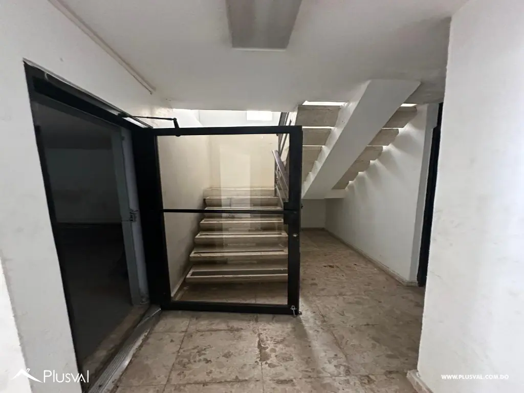 Local comercial en venta en sector Miraflores 494841