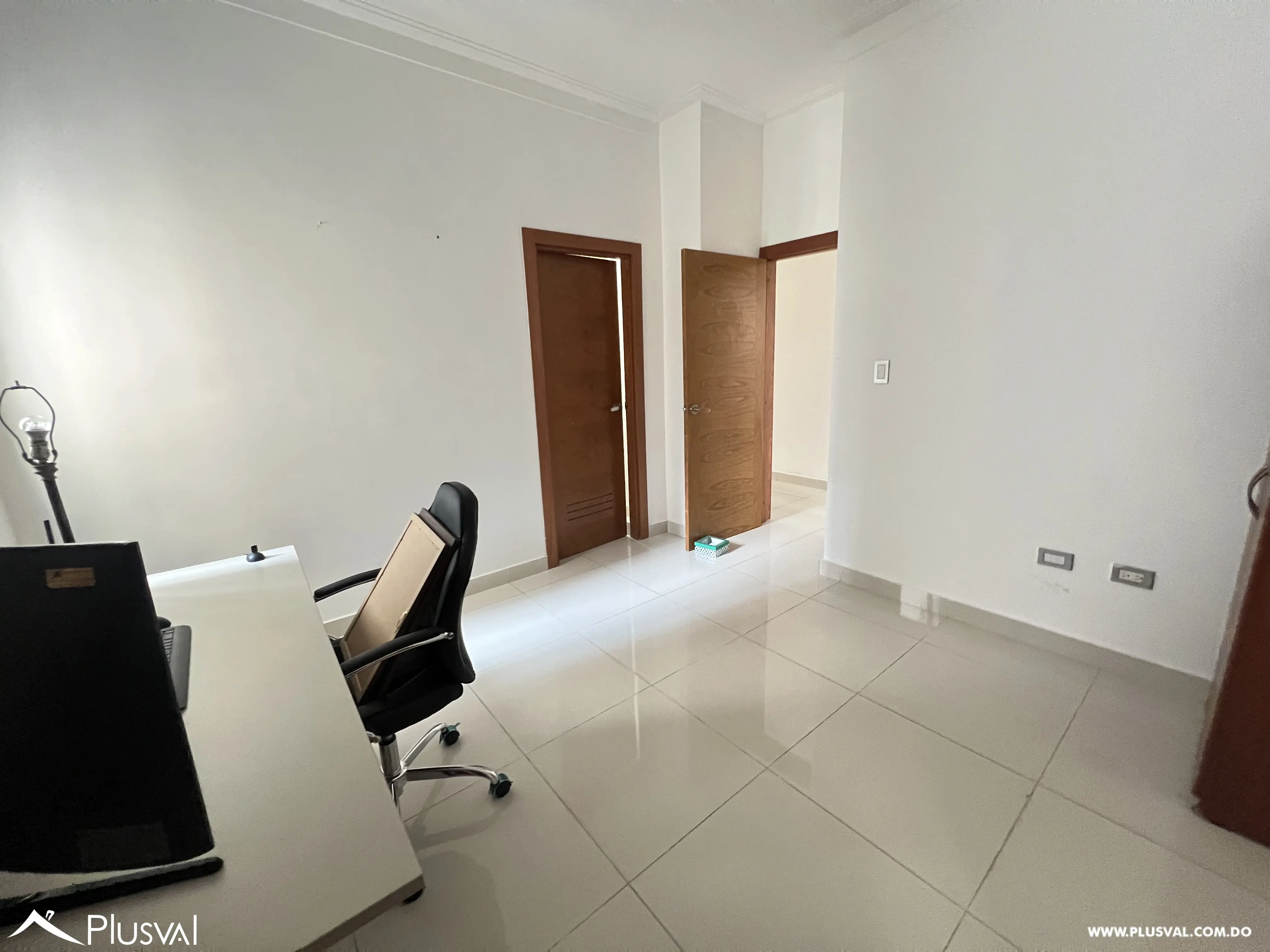 Moderno apartamento en alquiler en Evaristo Morales. 468137