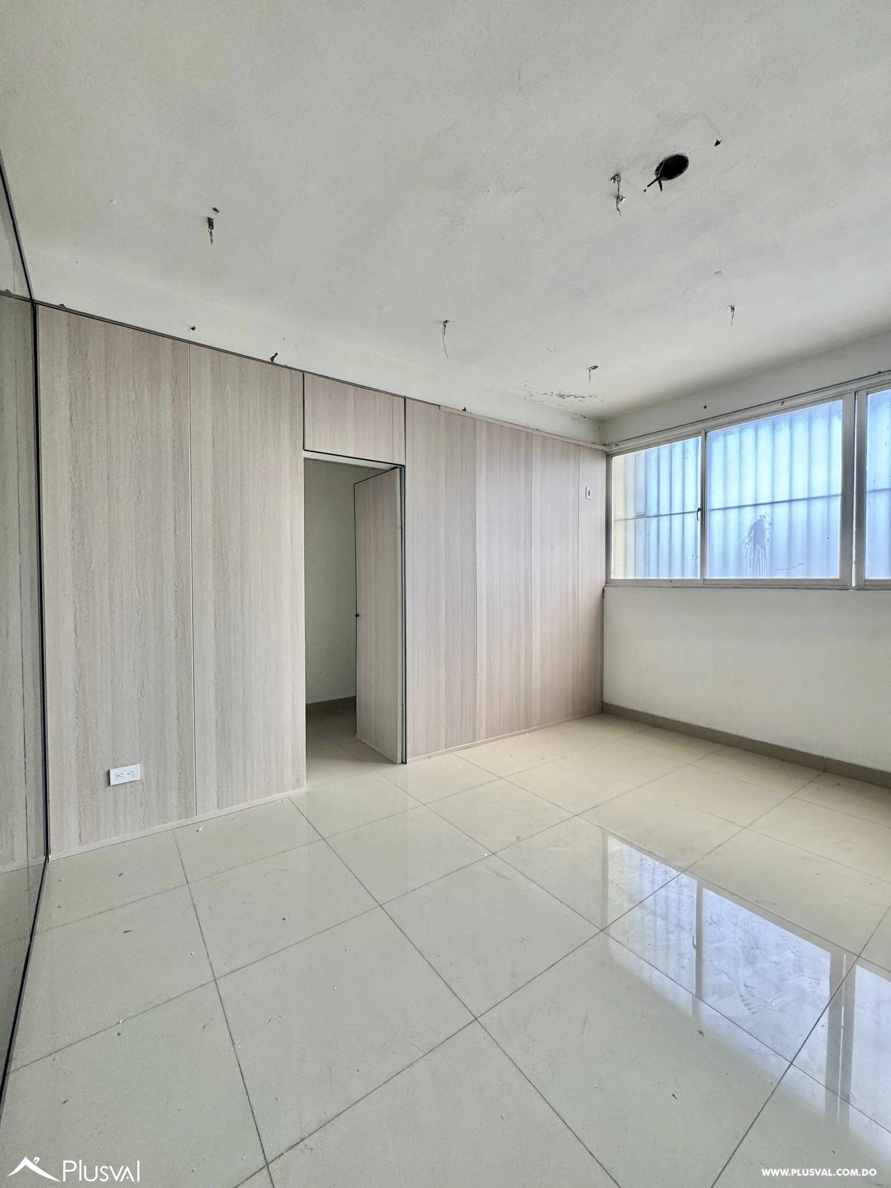 Alquilo Excelente Local Comercial en San Carlos 525250