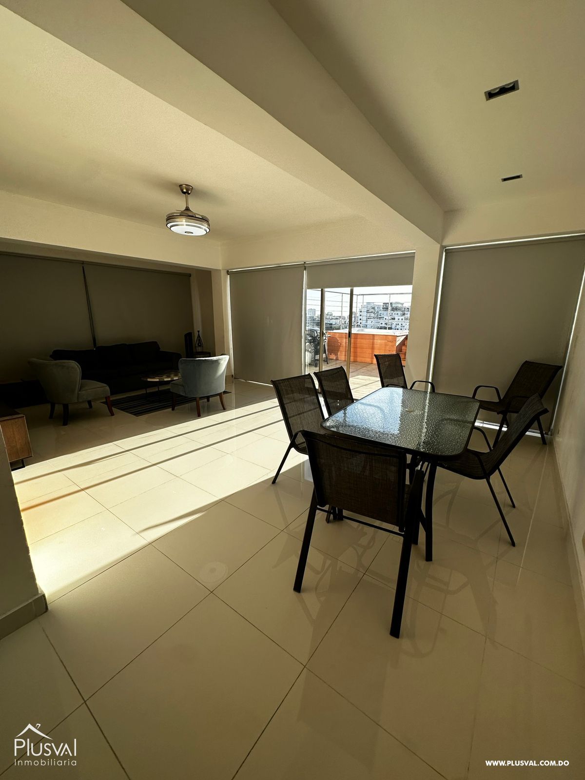 Residencia de lujo en Evaristo Morales. Amplio, privado y estratégicamente ubicado. 319294
