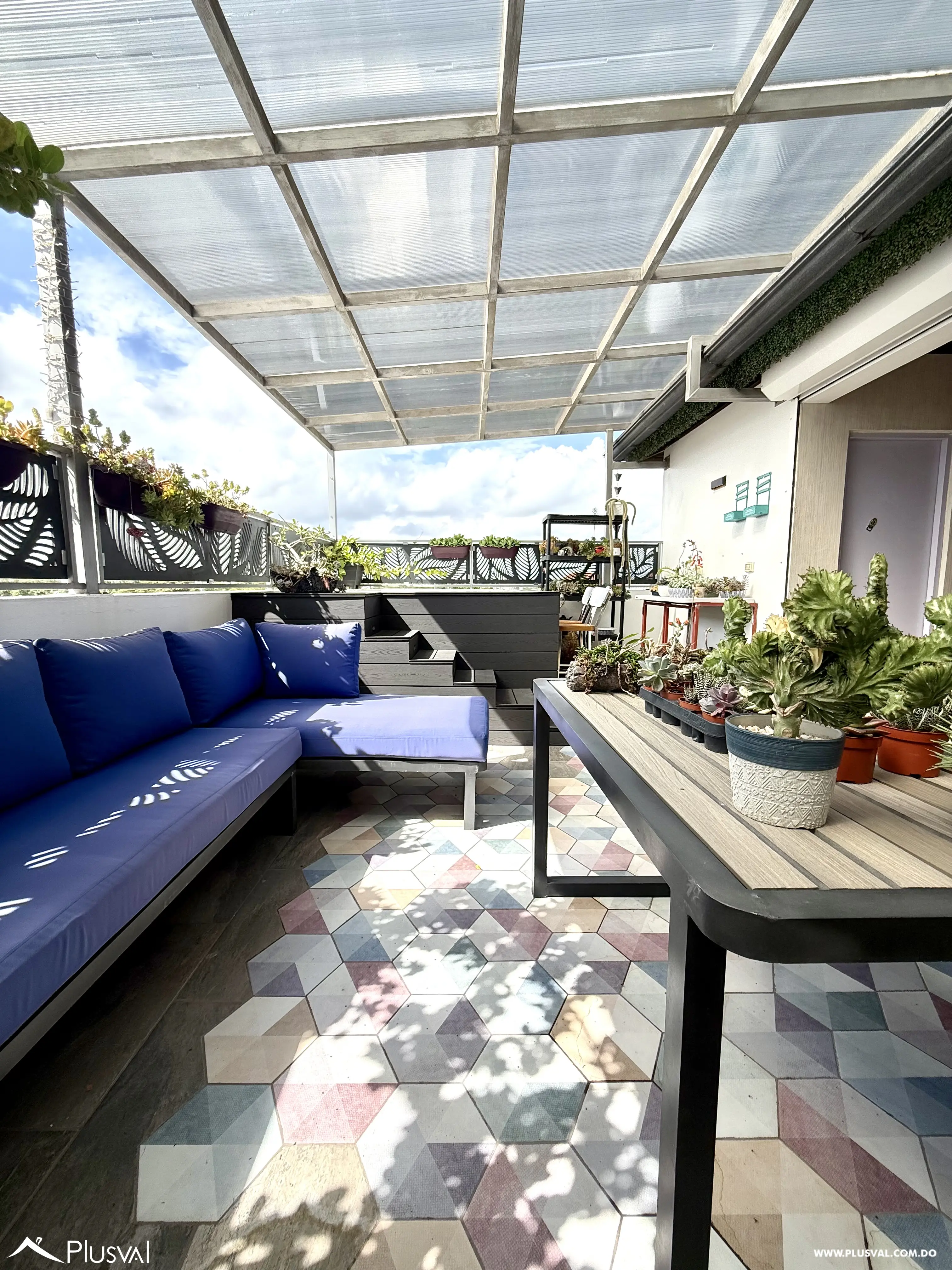 Penthouse de Lujo con Terraza y Jacuzzi Privado 513822