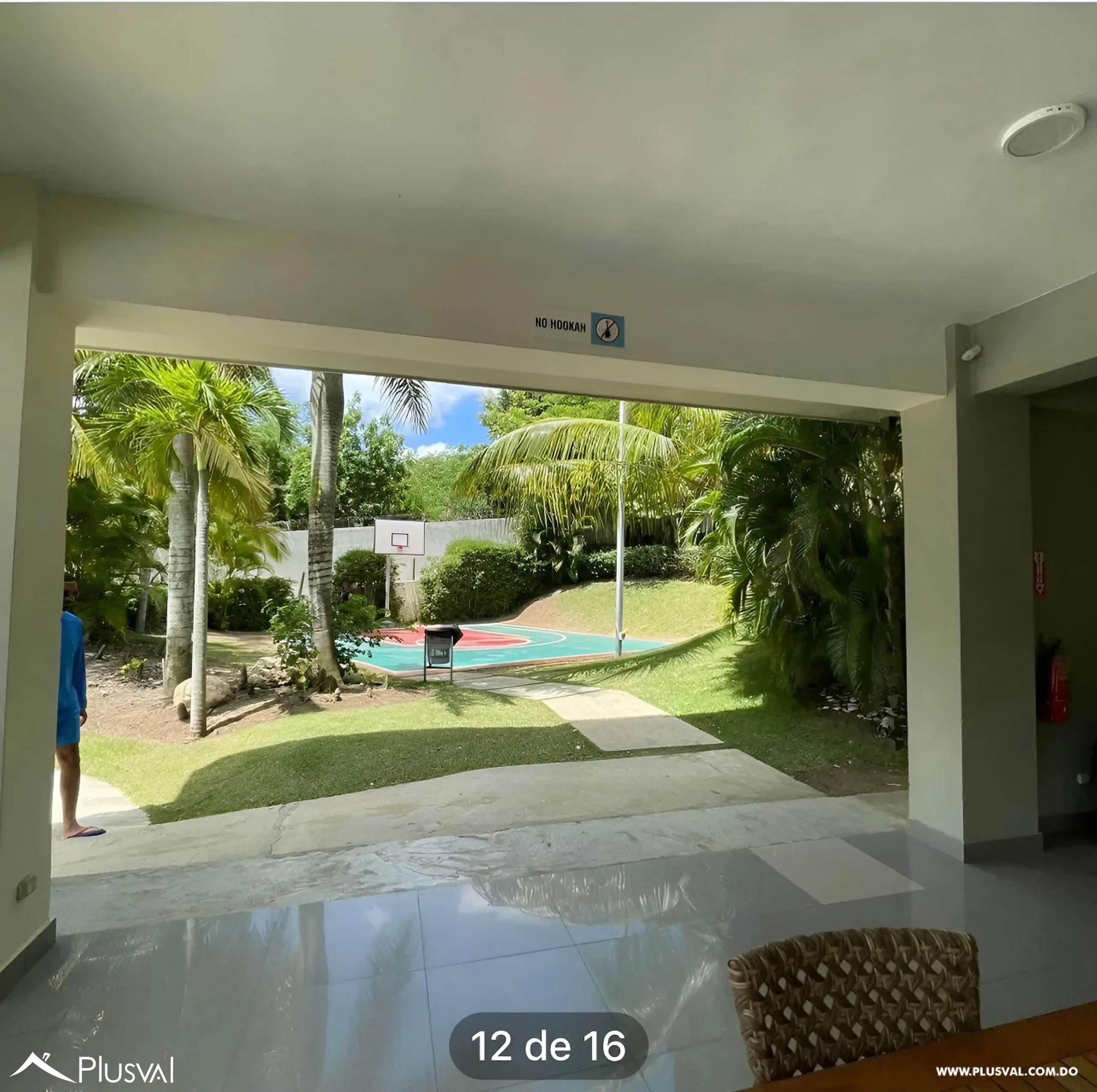 Apartamento en Alquiler en 4to Piso con Amplios Espacios y Áreas Sociales Completas 519539
