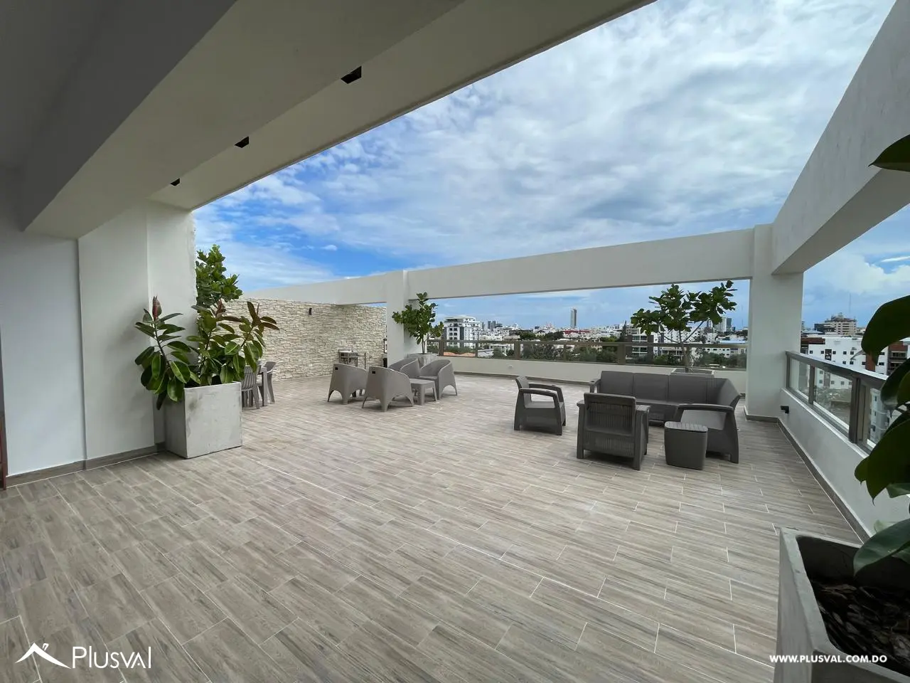 Proyecto de apartamentos en venta en Evaristo Morales 531117