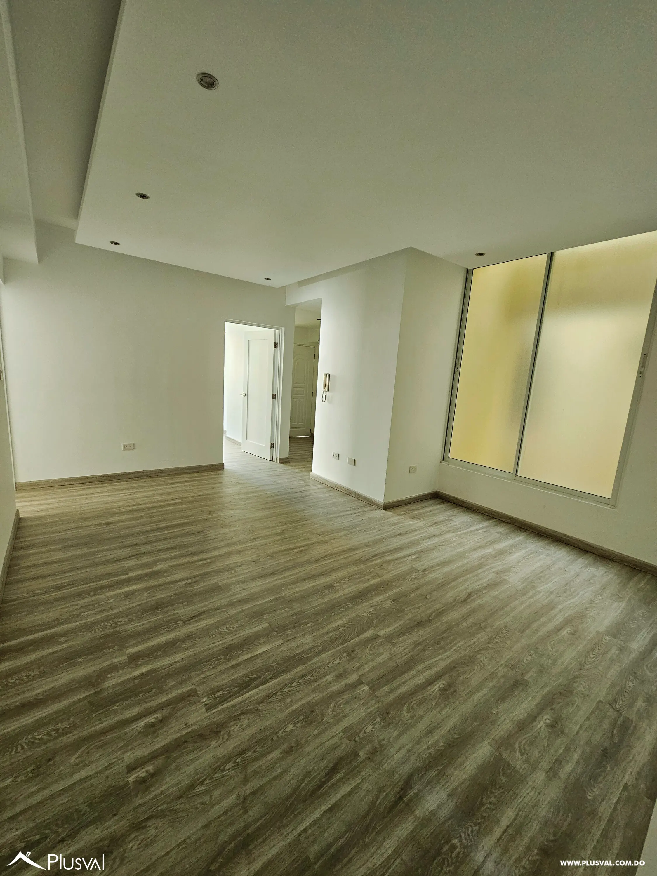 Apartamento con hermosa vista desde el balcón de la habitación principal. 490462