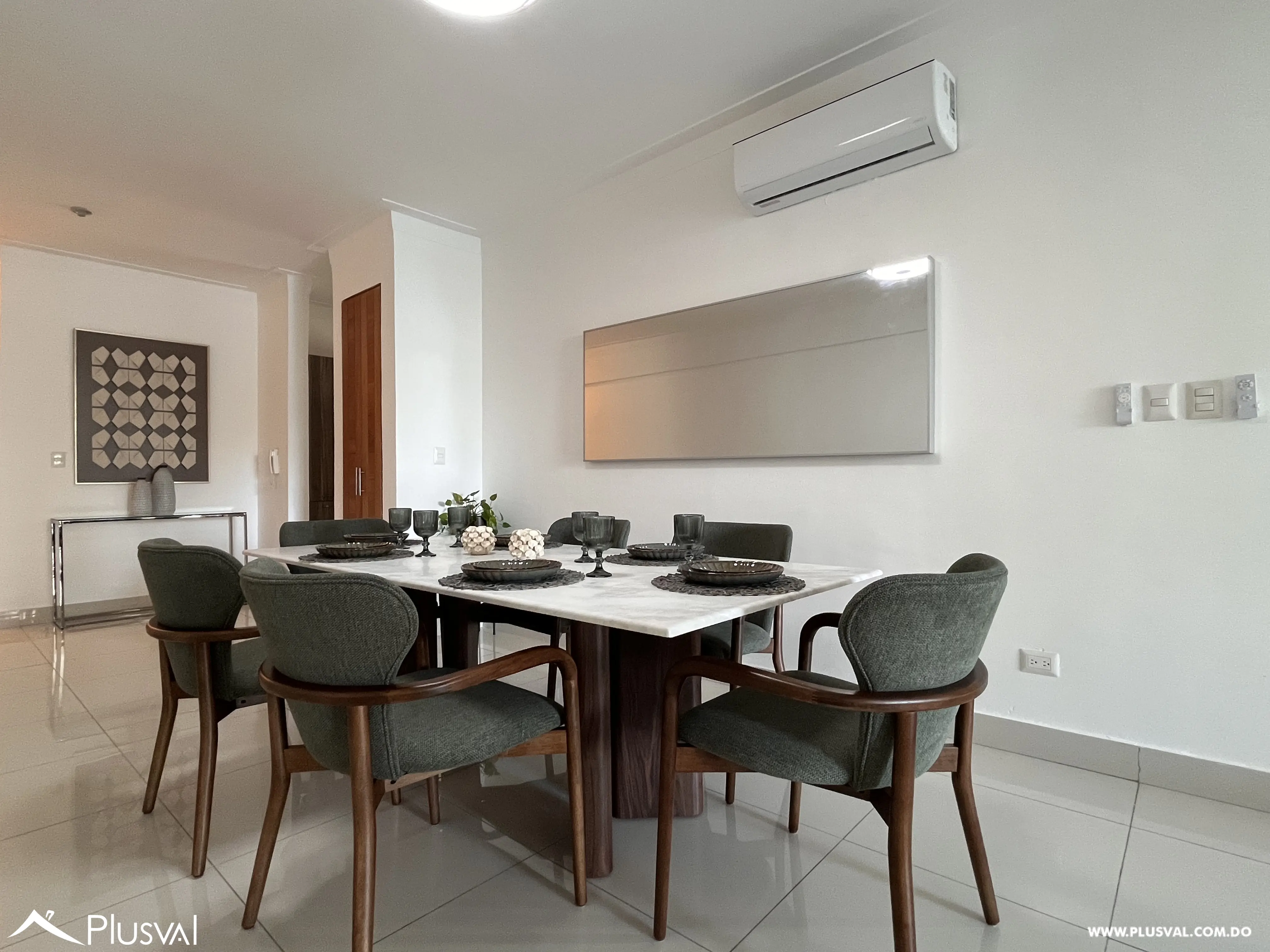 Apartamento en alquiler amueblado en Evaristo Morales 490255