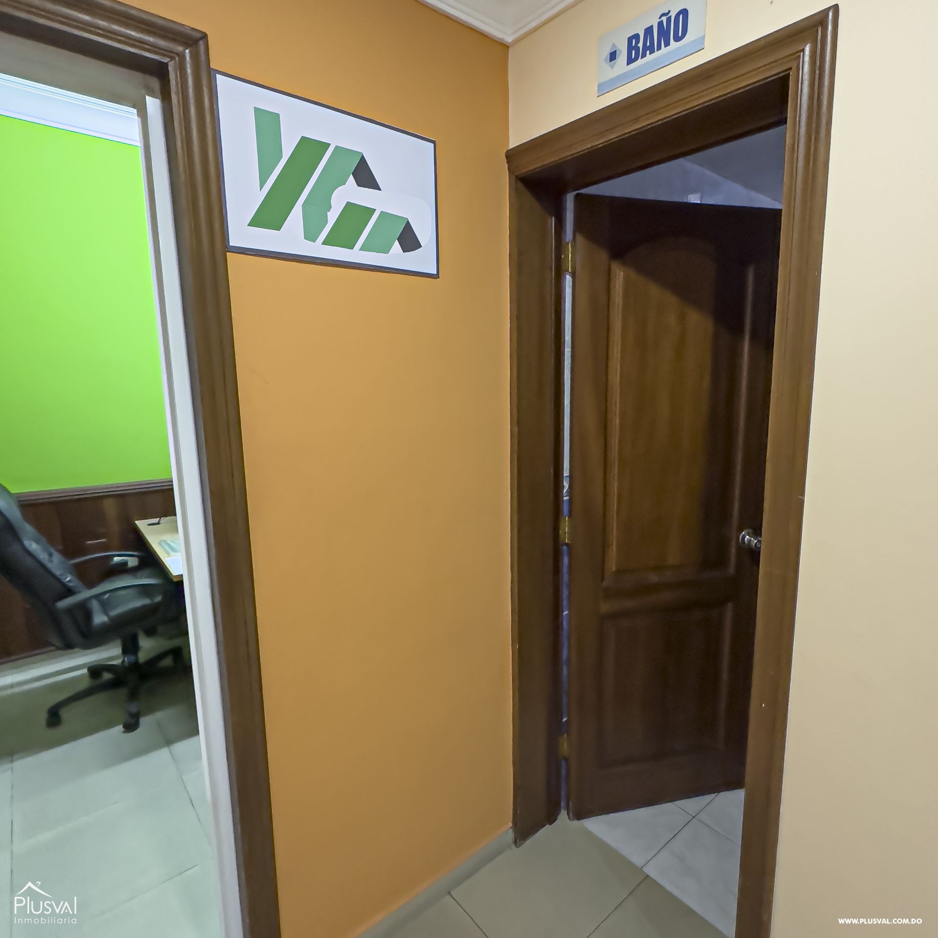 En Venta Edificio comercial de 6 Niveles Ensanche La Julia 244594