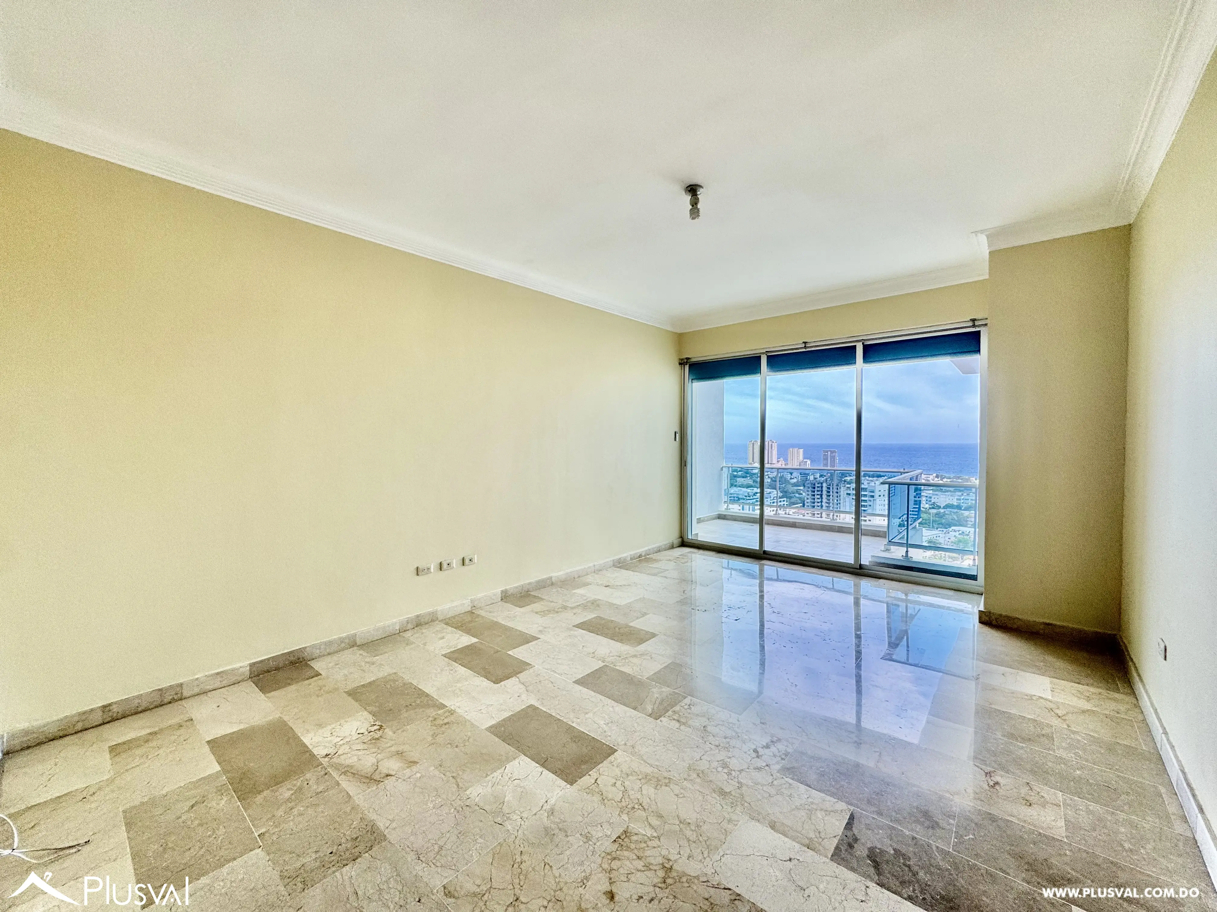 Vendo Amplio y Maravilloso Pent House en una de las Zonas mas Exclusivas de La Esperilla 490587