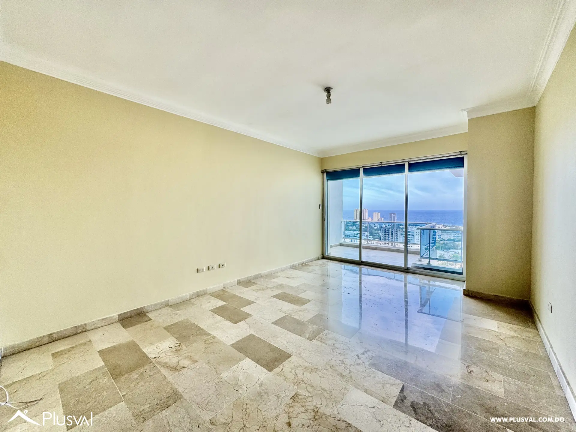 Vendo Amplio y Maravilloso Apartamento PH,  en una de las Zonas mas Exclusivas de La Esperilla 490630