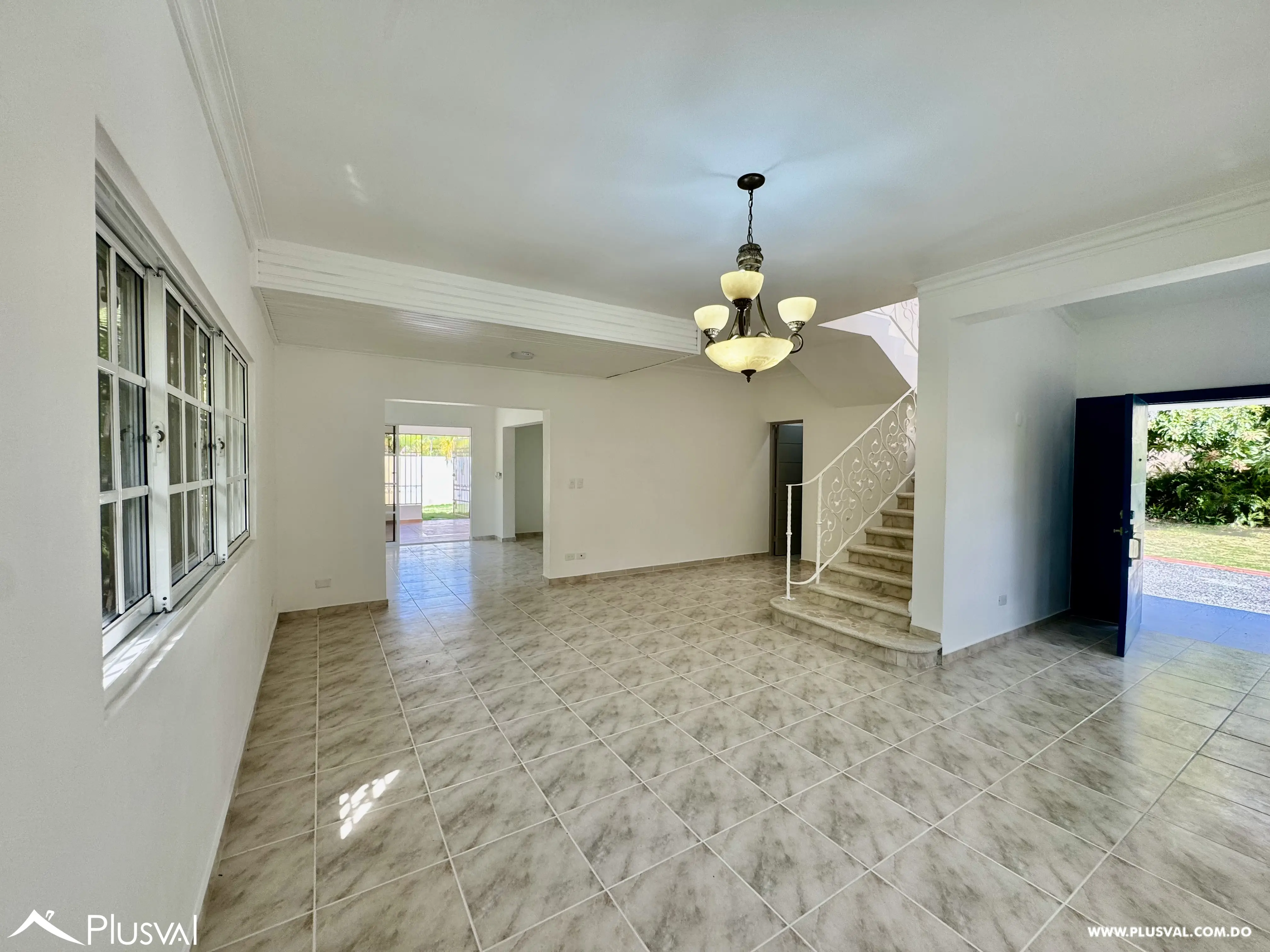 Alquilo Maravillosa Casa en Residencial Cerrado en Cuesta Hermosa II 486384