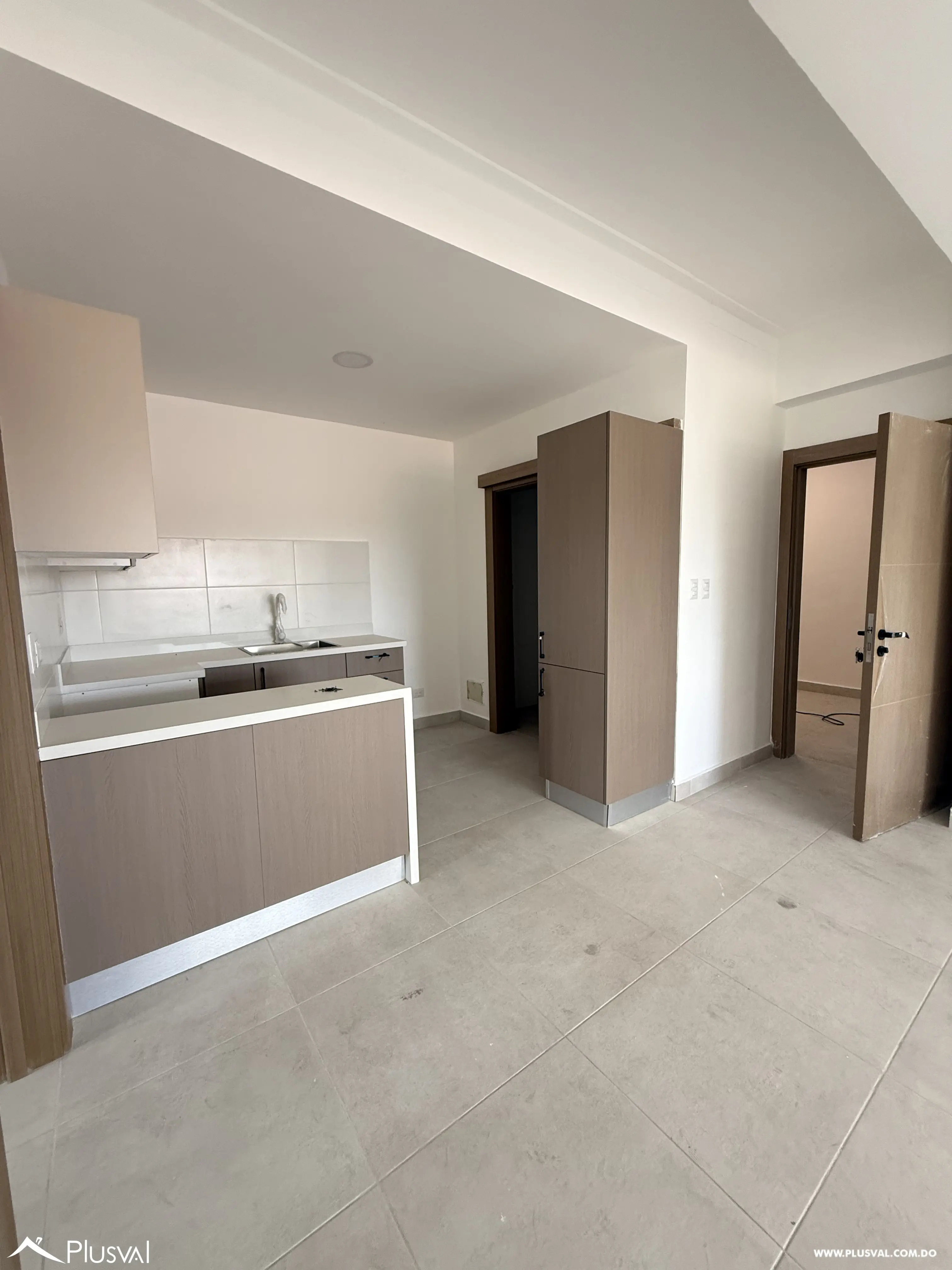 Apartamento en venta en Juan Dolio,  a 5 minutos de la playa.  Nuevo para estrenar. 485950