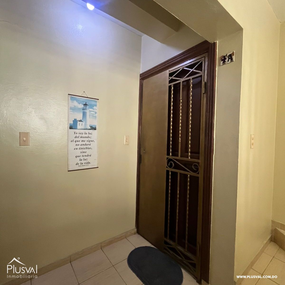 Apartamento en Venta en 4to piso en Zona Universitaria con pocos apartamentos 408223