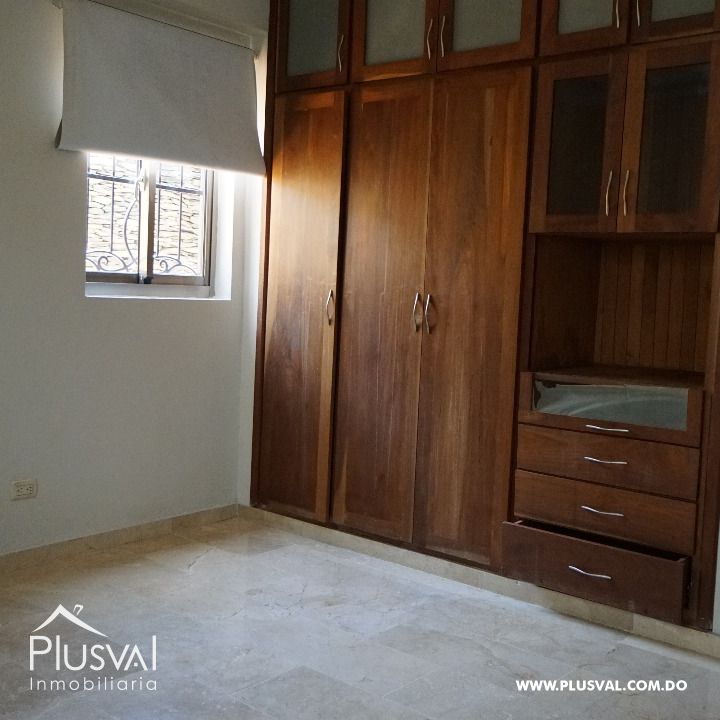 Alquiler de amplio apartamento en Serralles con terraza. 448737