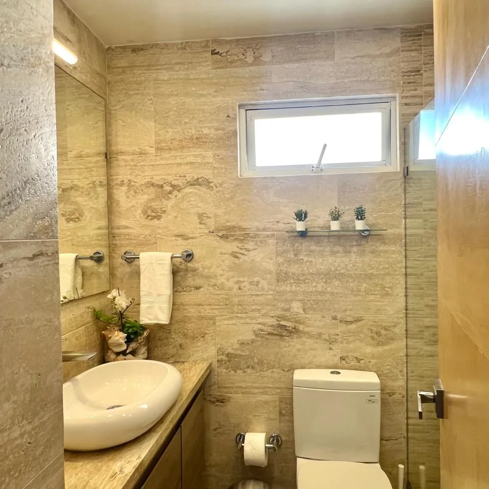 Apartamento en alquiler, en Marbella 389421