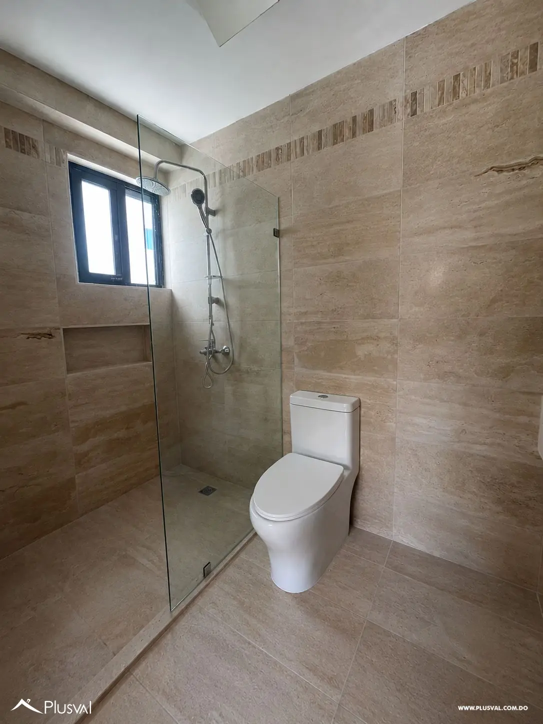 Apartamento en alquiler con de 3 habitaciones más estudio en la esperilla 509860