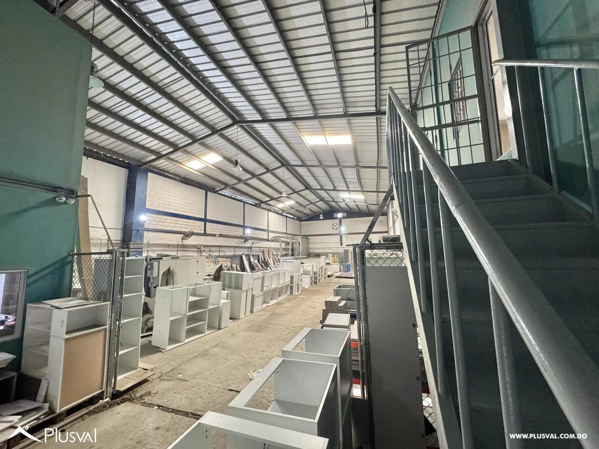 Alquilo Excelente Nave de 800 mt2 en La Zona Industrial de Herrera 482759