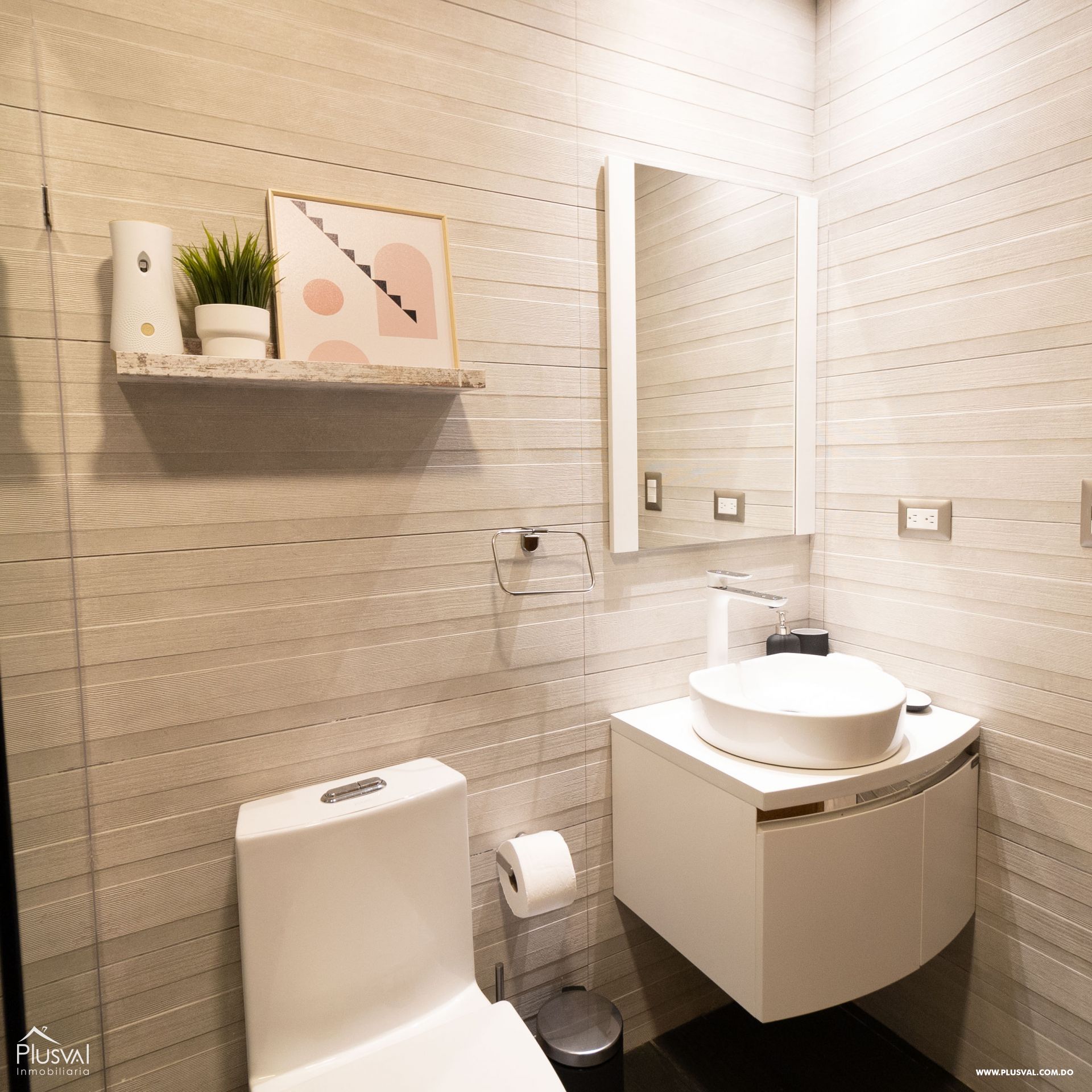 Apartamento en Venta en Piantini. 374573