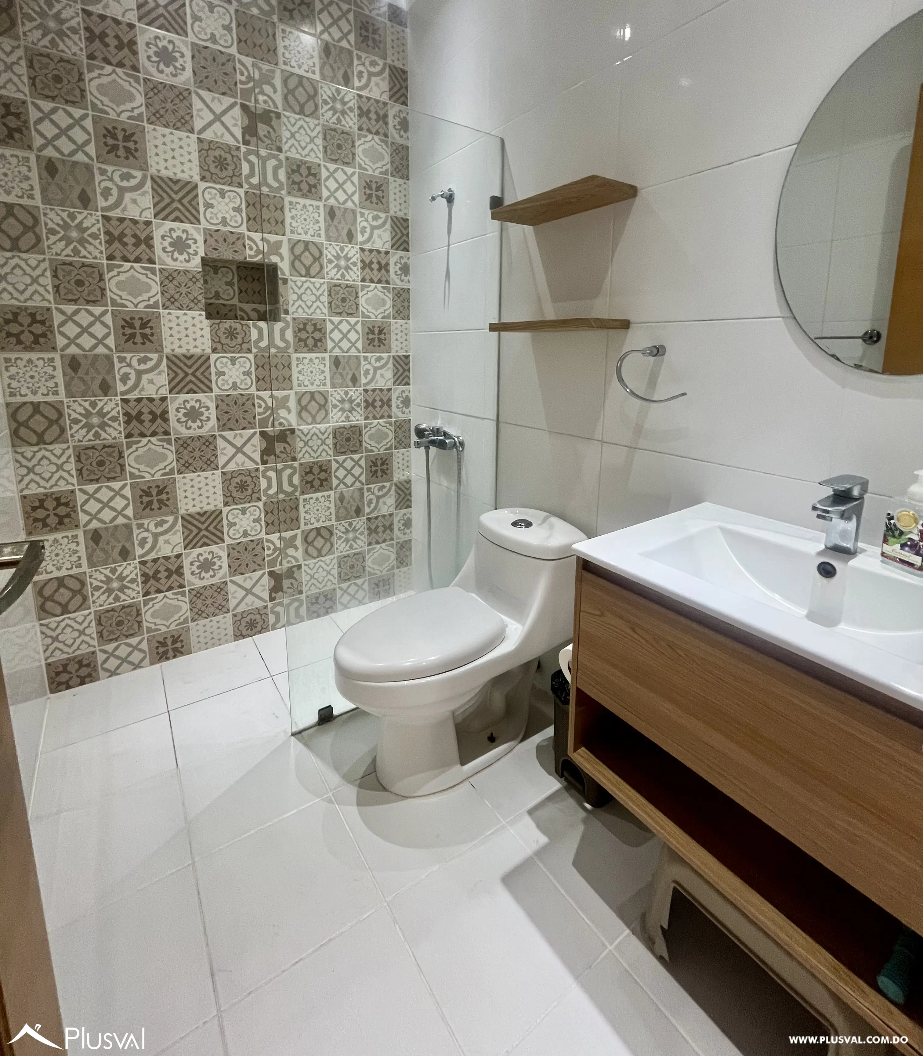 Amplio  Penthouse en venta remodelado con Terraza 481561