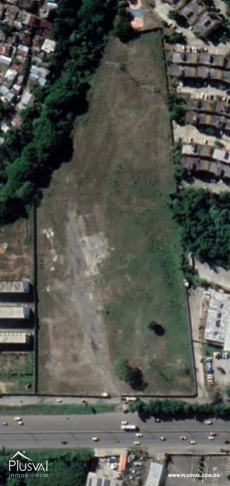 Amplio solar en venta en La Autopista Duarte. 476488