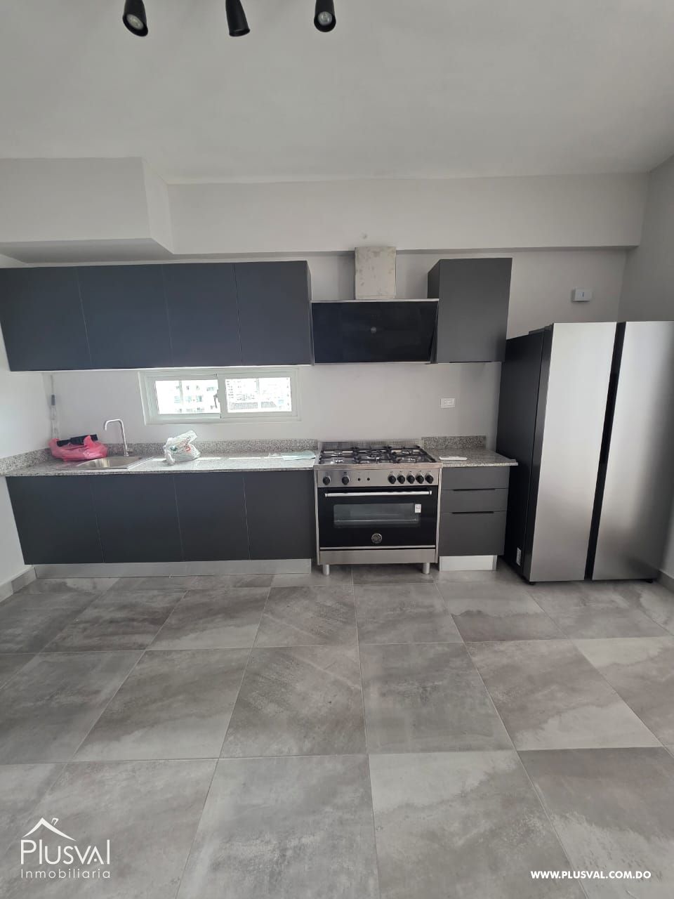 Hermoso apartamento en Alquiler en Serralles 461057