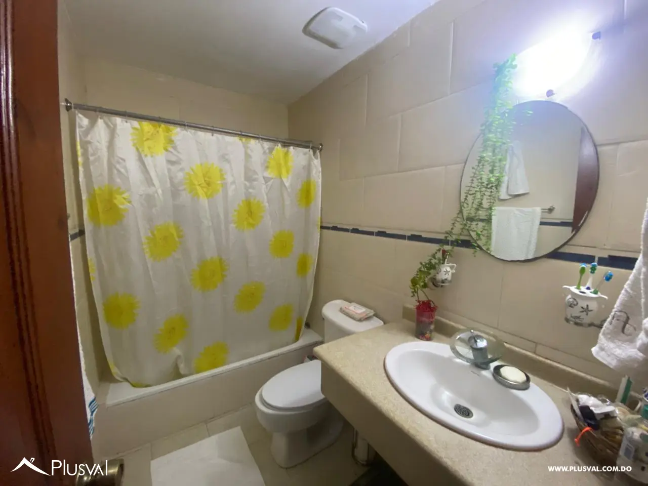 HERMOSA CASA DE 3 HAB CON PATIO EN COSTA BAVARO PUNTA CANA 501404