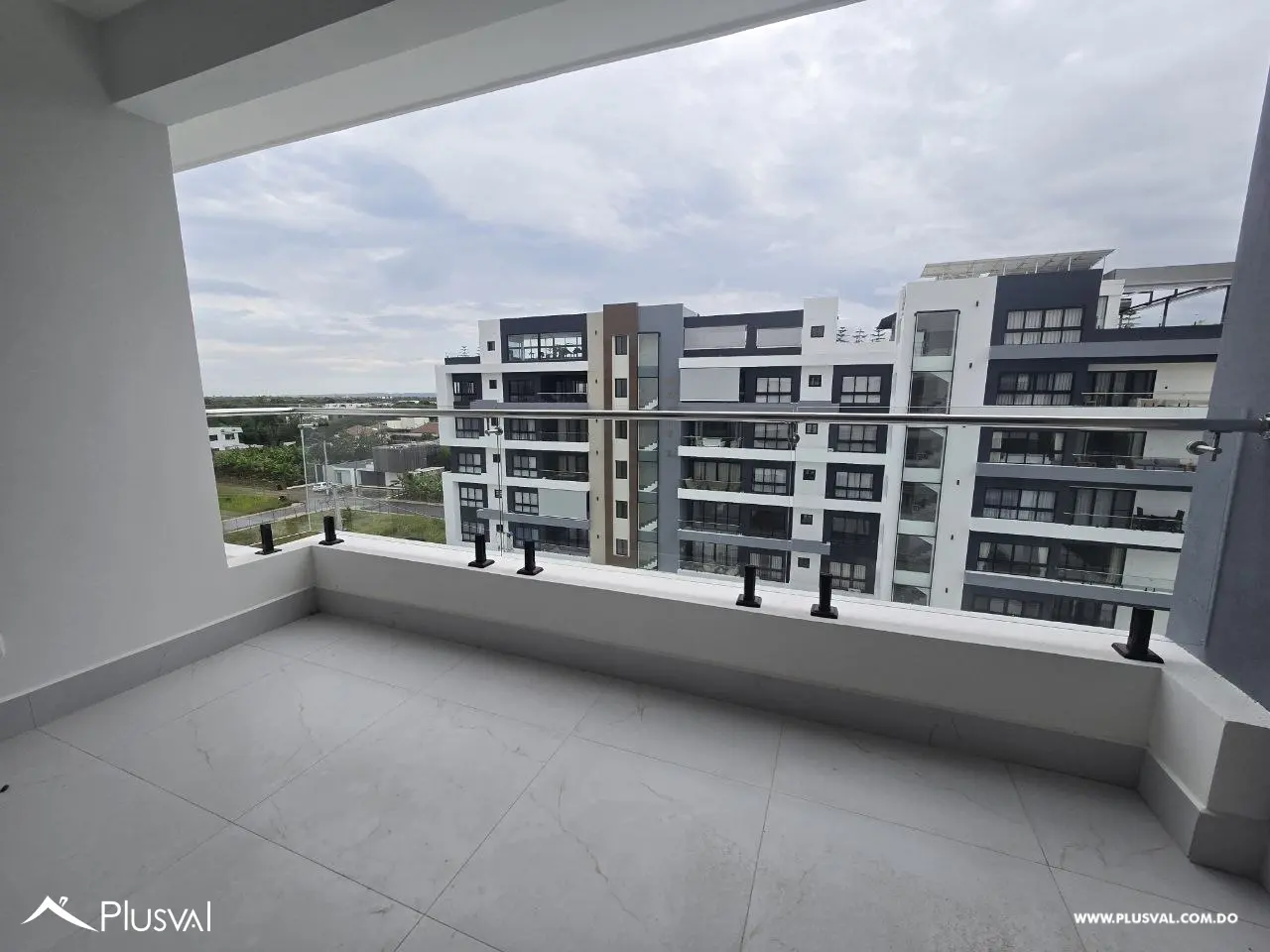 Apartamento de 3 habitaciones en alquiler con linea blanca incluida 503377