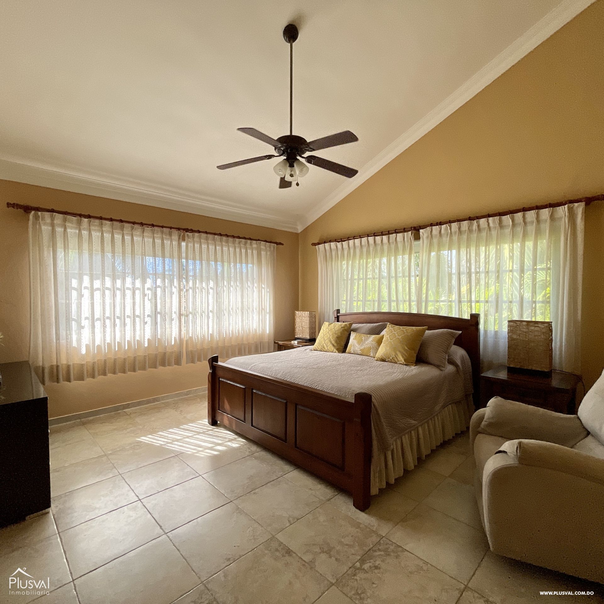 Villa en Alquiler AMUEBLADA, en Metro Country Club 219705