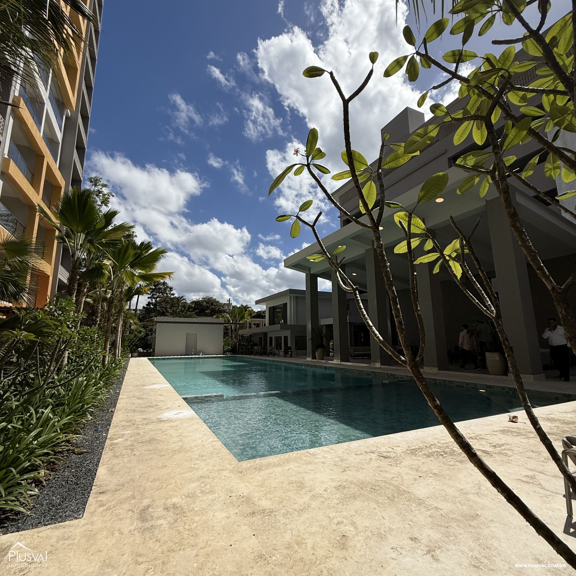 Impresionante apartamento de 1 habitacion en venta en el malecón, un oasis urbano en el corazón de Santo Domingo 428209