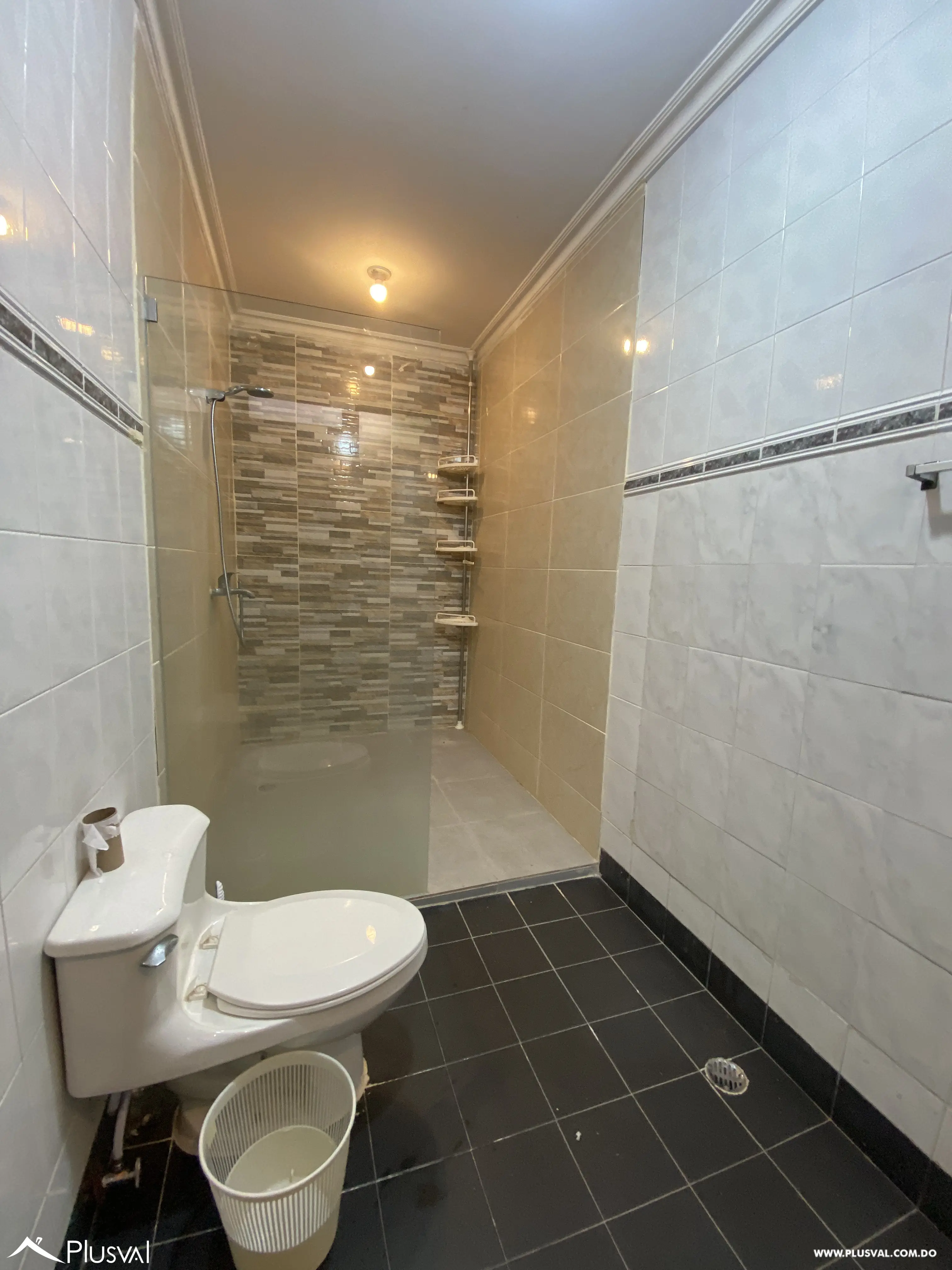 Casa de 5 Habitaciones en la Castellana, DN. 487847