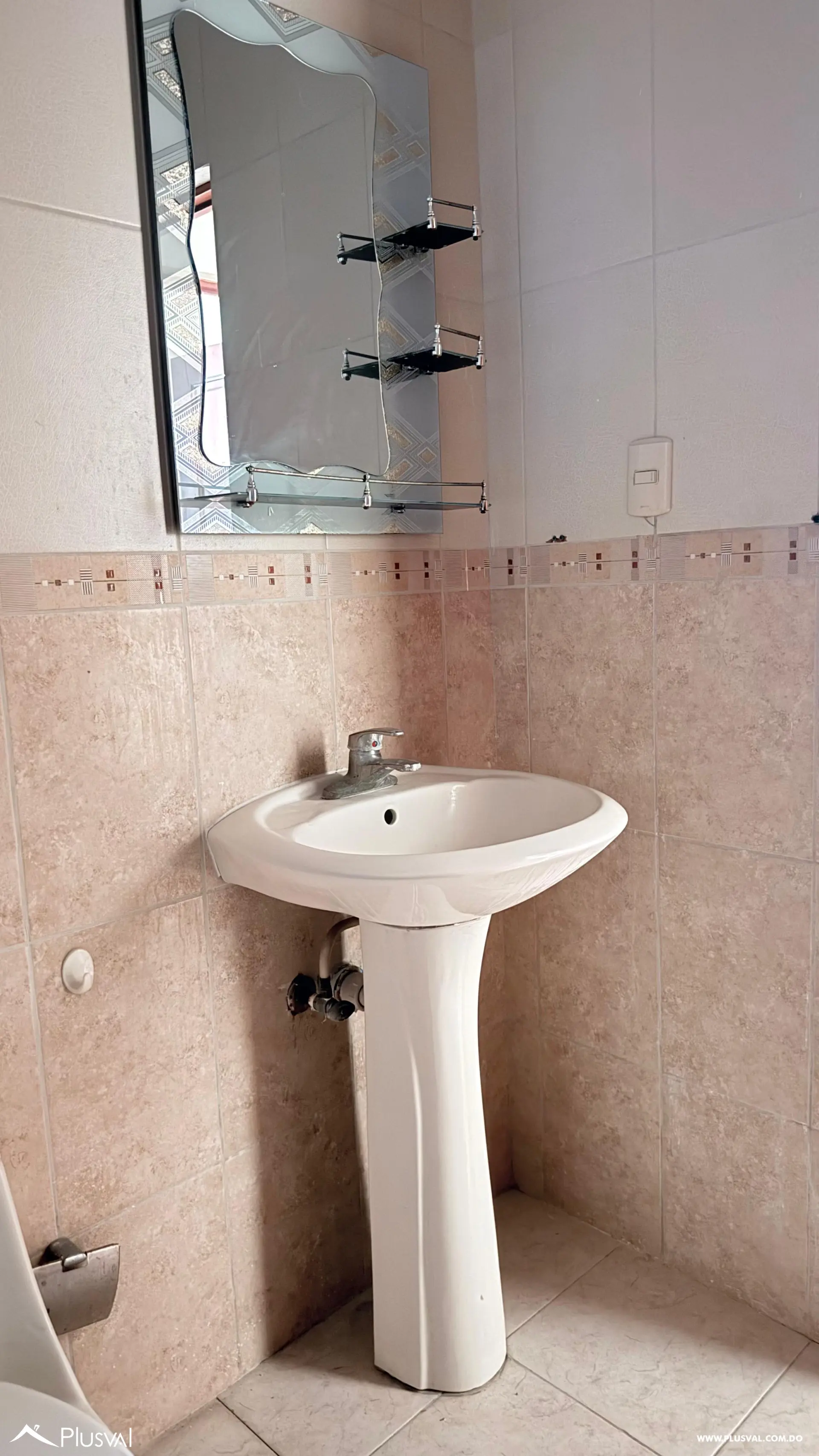 Espacioso apartamento en venta de Alma Rosa 479295
