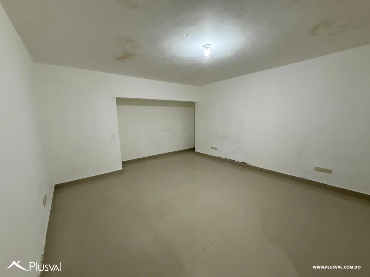 Alquiler Local comercial en Los Prados 498856